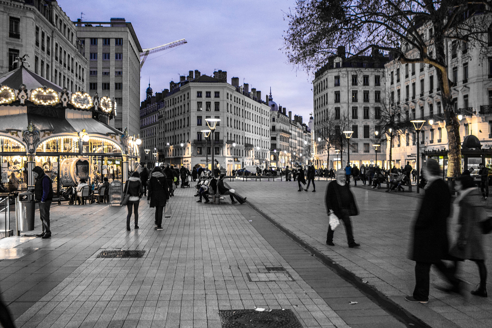 Canon EOS 1000D (EOS Digital Rebel XS / EOS Kiss F) sample photo. Lyon by night photography