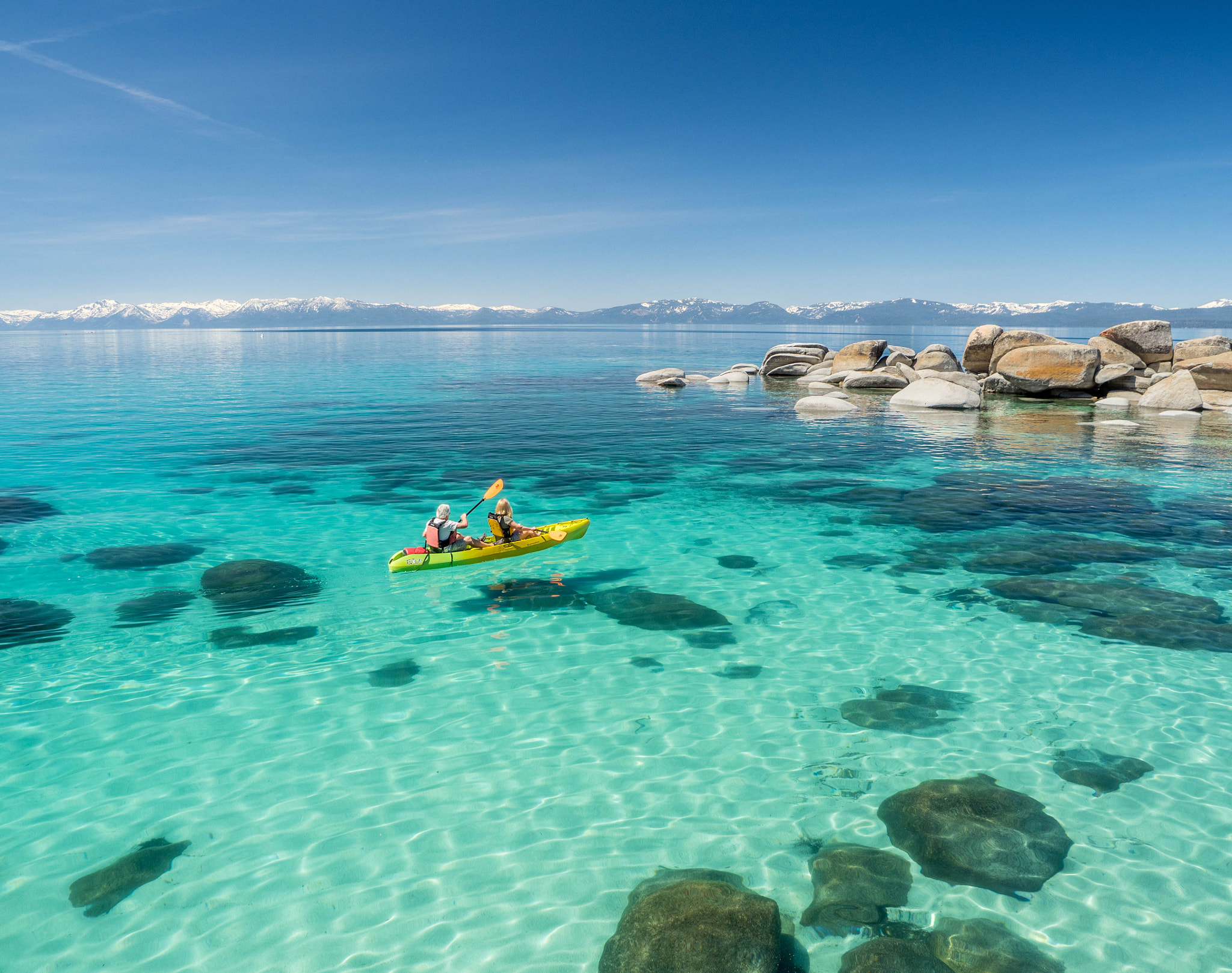 Olympus OM-D E-M5 II + Olympus Zuiko Digital ED 12-60mm F2.8-4.0 SWD sample photo. Lake tahoe kayak photography