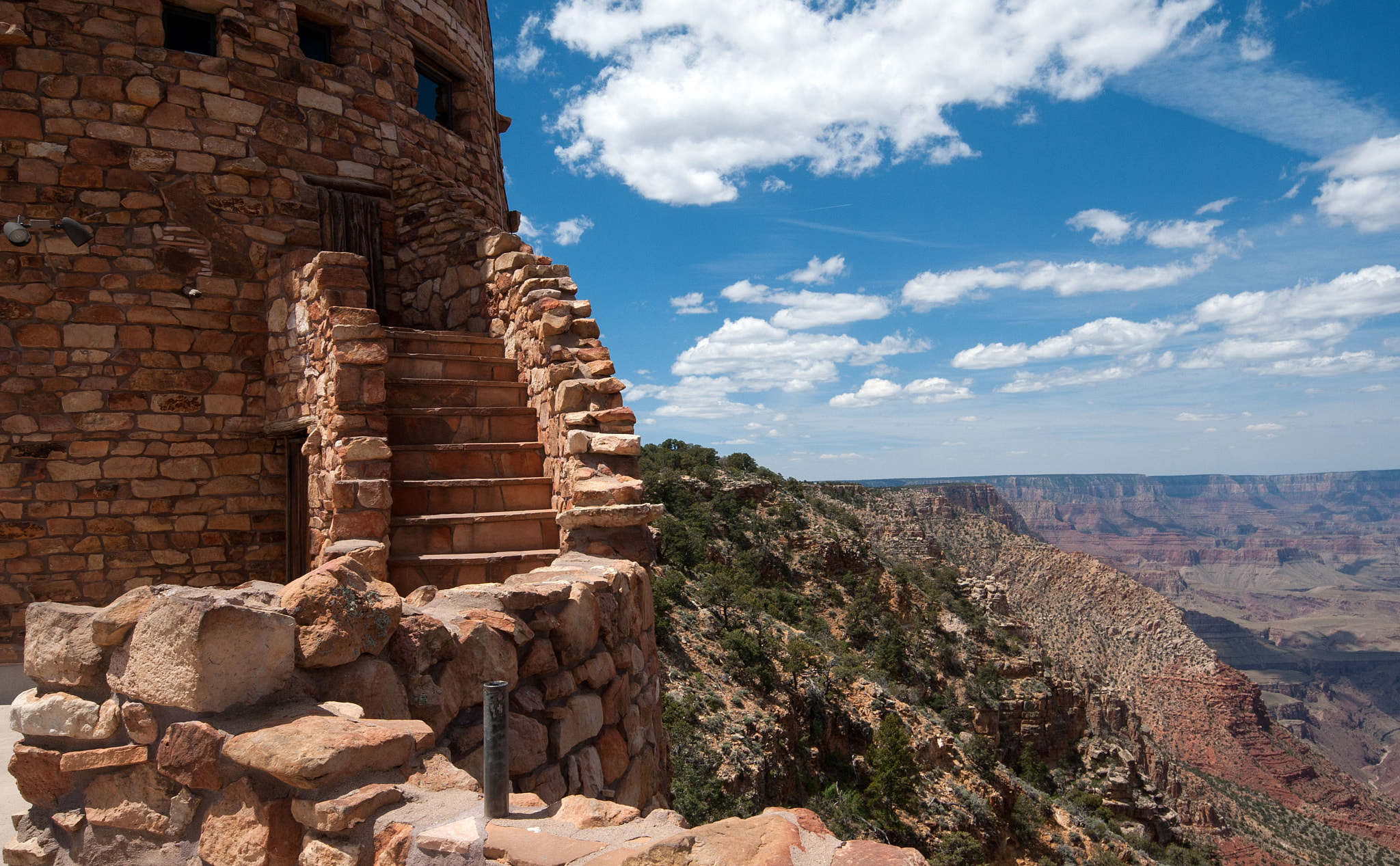 Pentax K10D + Sigma AF 10-20mm F4-5.6 EX DC sample photo. Desert view tower photography