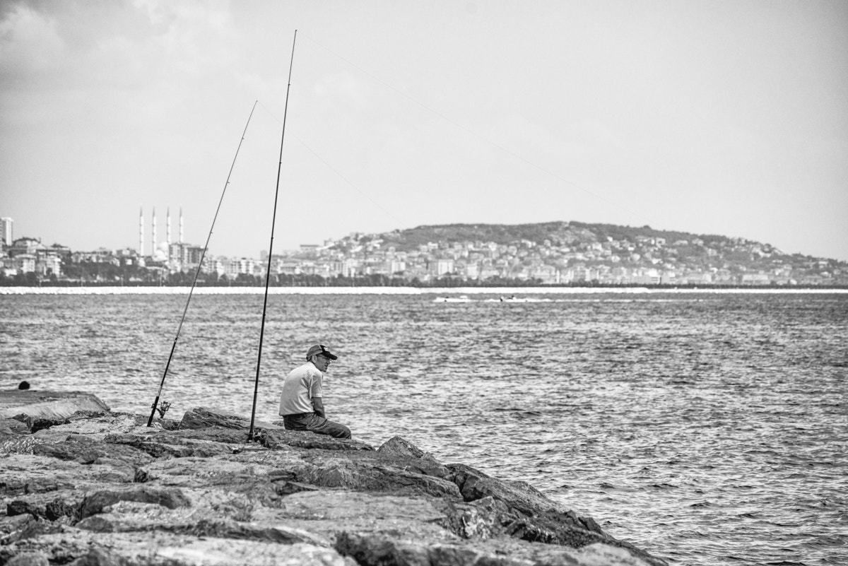 Sony 75-300mm F4.5-5.6 sample photo. Fisherman photography