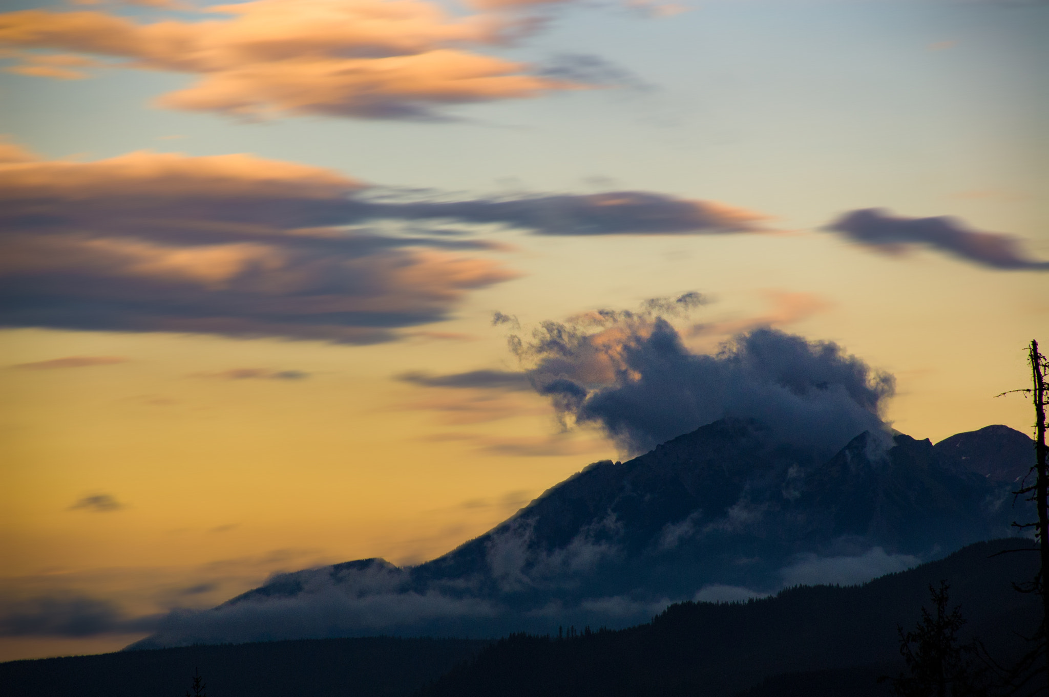 Nikon D50 sample photo. Lonely mountain photography