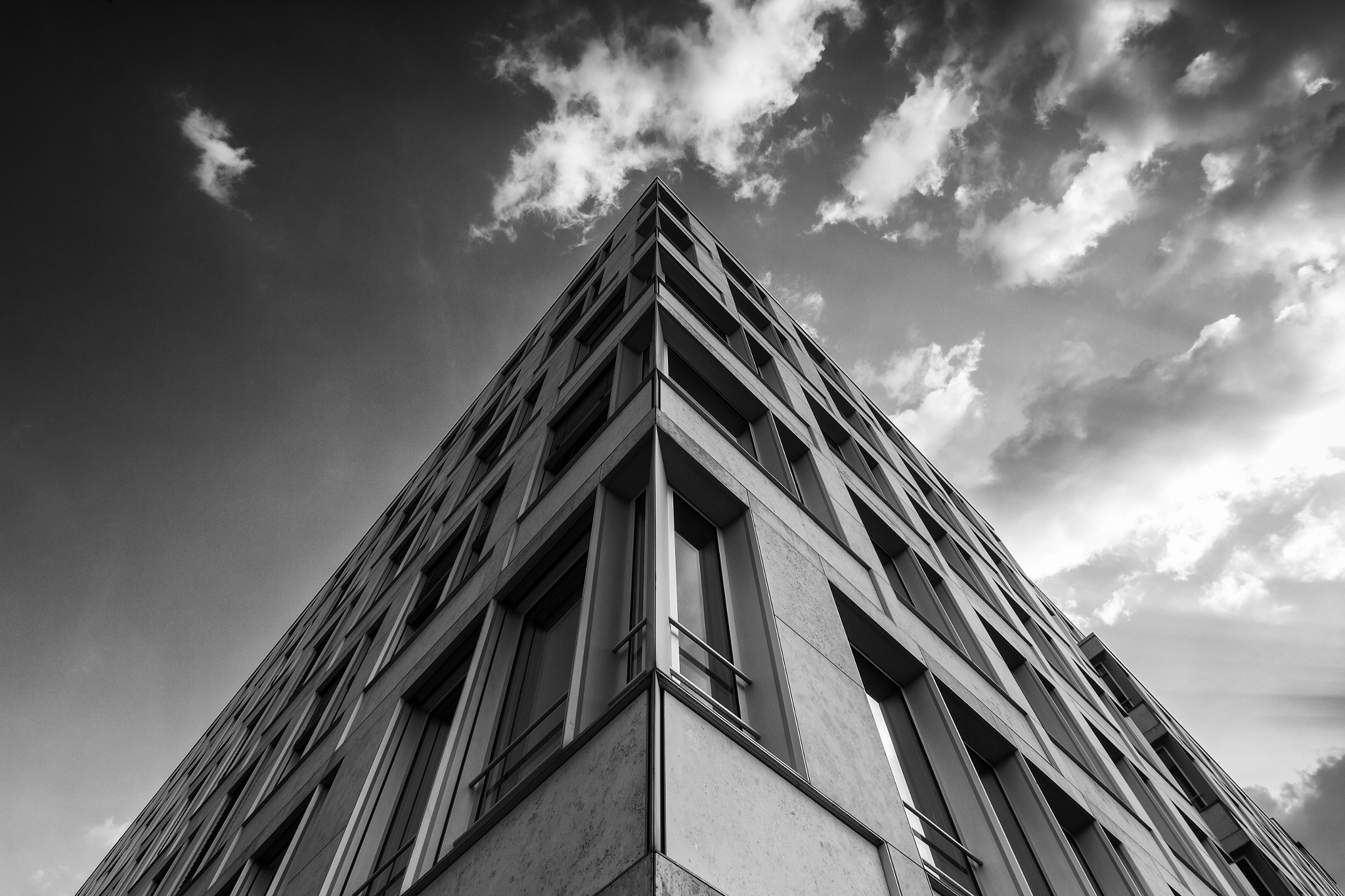 Tokina AT-X Pro 12-24mm F4 (IF) DX sample photo. City detail photography
