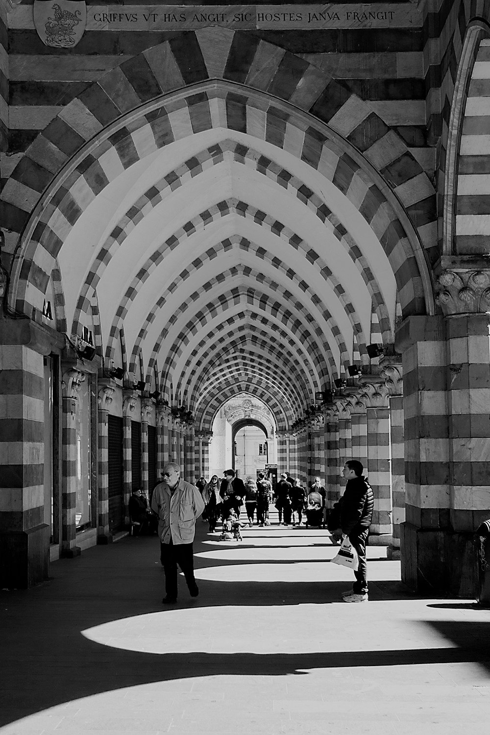 Canon EF-S 24mm F2.8 STM sample photo. City life photography