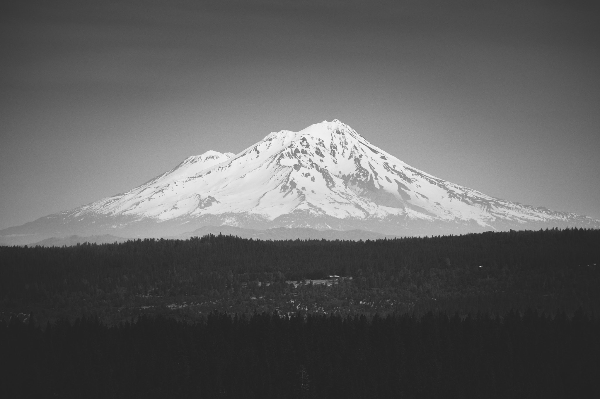 Fujifilm XF 100-400mm F4.5-5.6 R LM OIS WR sample photo. Mount shasta photography