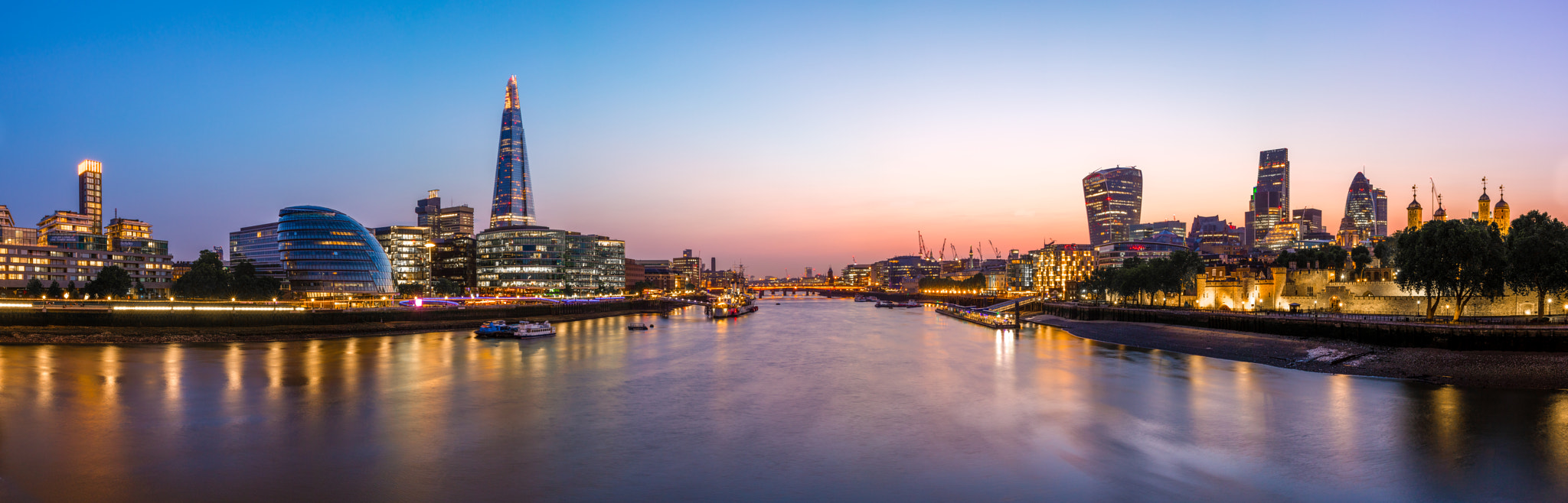 Sigma 24-70mm F2.8 EX DG Macro sample photo. London thames pano photography