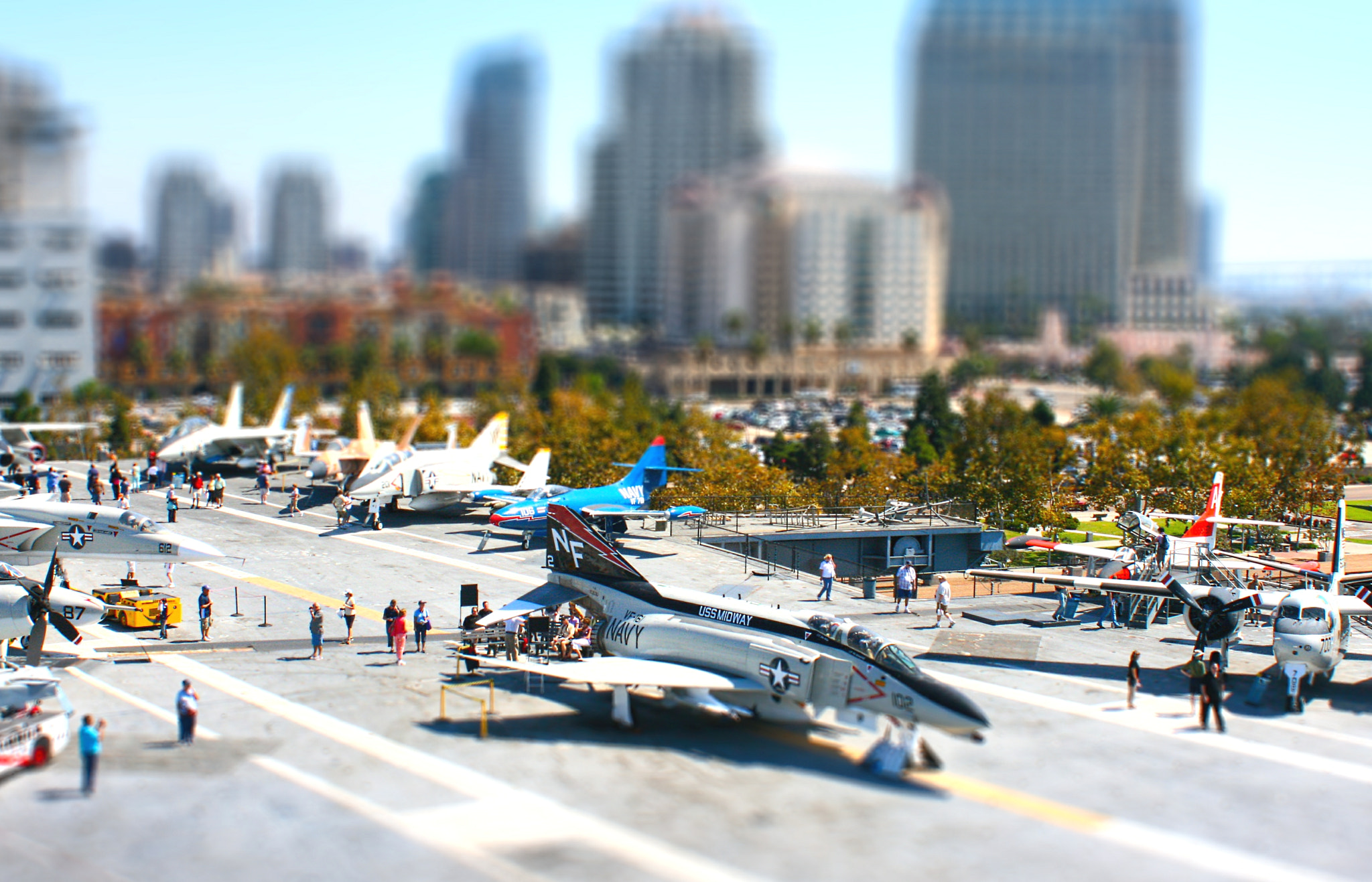 Canon EF 28-80mm f/3.5-5.6 sample photo. Planes photography