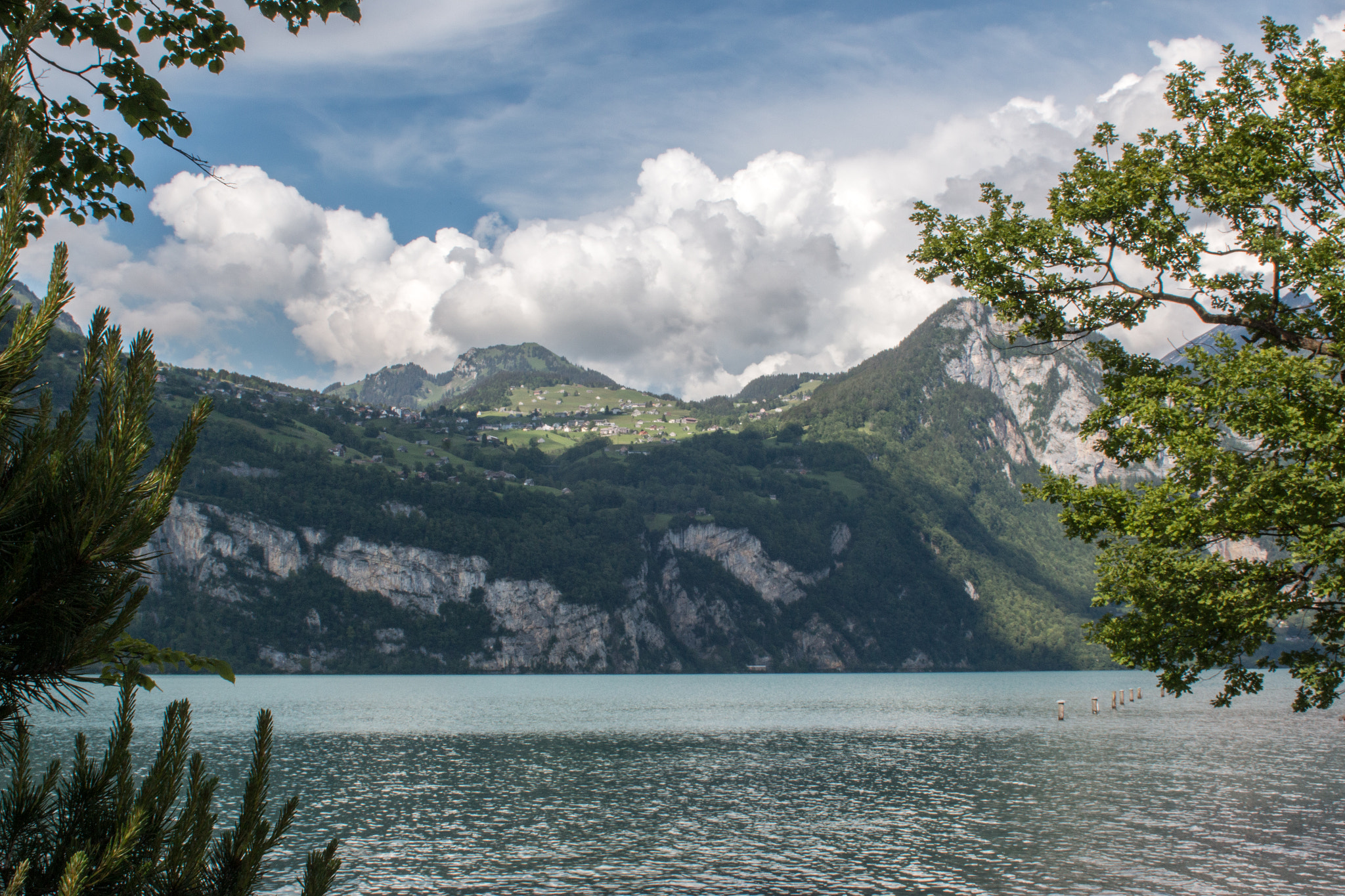 Canon EOS 70D + Canon EF 28mm F1.8 USM sample photo. Mountain lake photography
