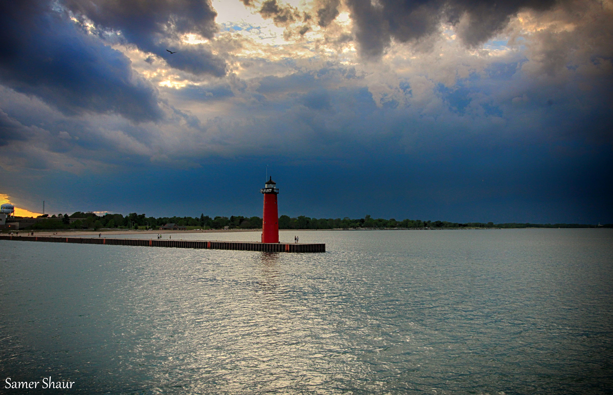 Canon EF-S 10-18mm F4.5–5.6 IS STM sample photo. Light house photography