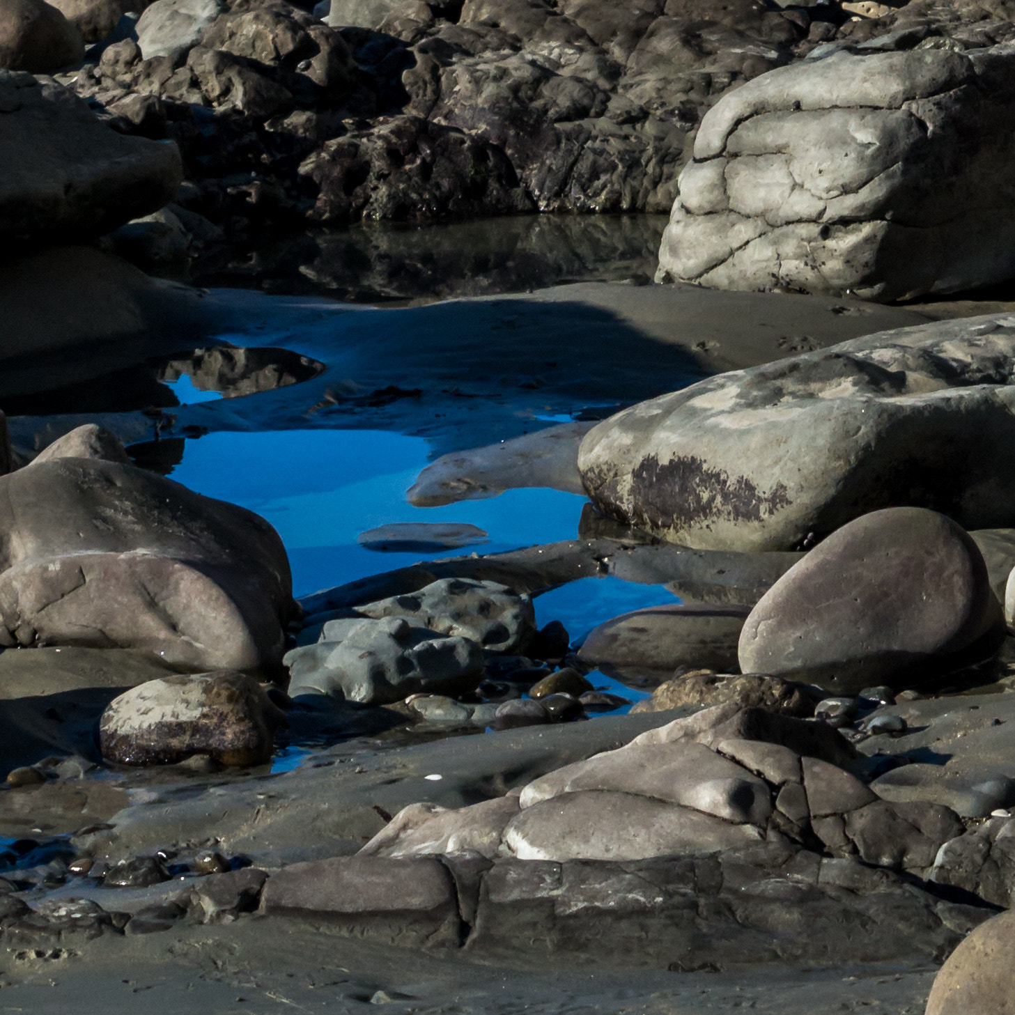 Pentax smc DA 55-300mm F4.0-5.8 ED sample photo. Rockpool photography