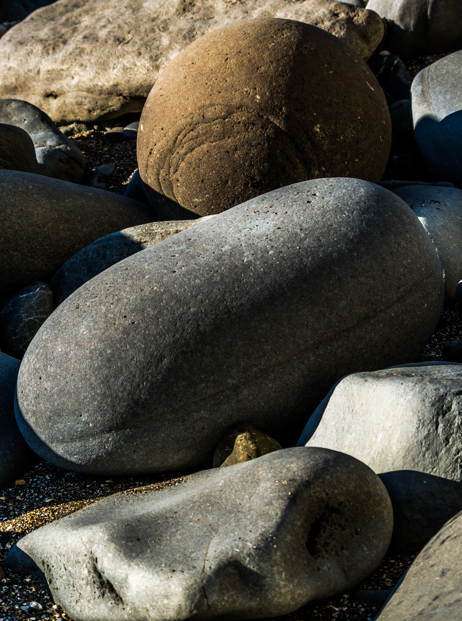Pentax smc DA 55-300mm F4.0-5.8 ED sample photo. Gore bay rocks photography