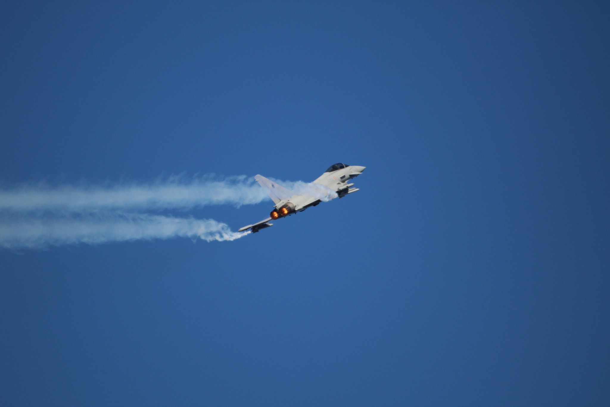 Tamron SP 35mm F1.8 Di VC USD sample photo. Eurofighter bellaria 2016 photography