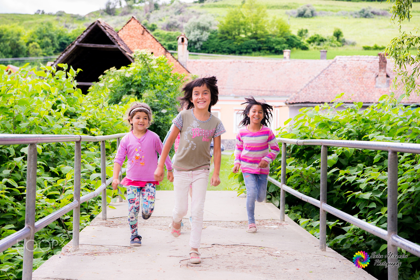 Nikon AF-S Nikkor 24-70mm F2.8E ED VR sample photo. Happy children ! photography