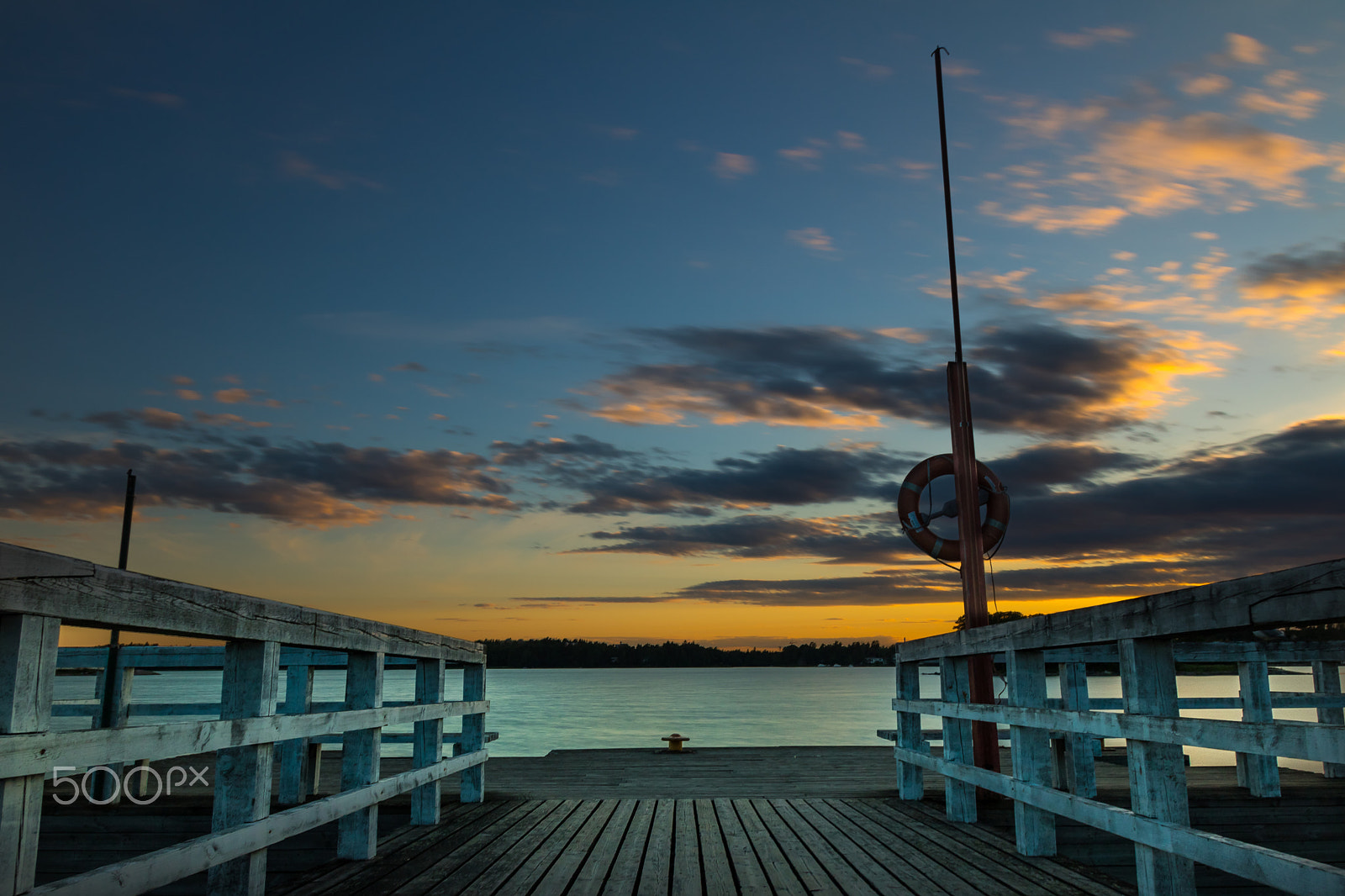 Canon EOS 750D (EOS Rebel T6i / EOS Kiss X8i) sample photo. Evening at seurasaari photography