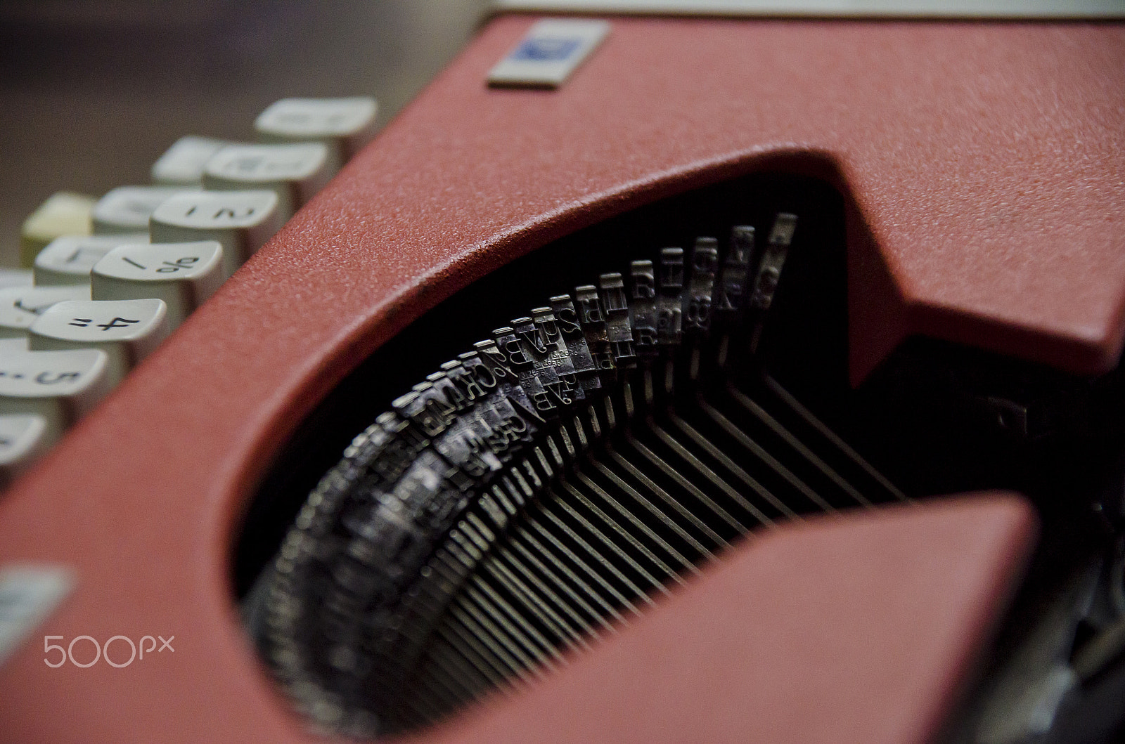 Nikon D7000 + Sigma 18-125mm F3.8-5.6 DC HSM sample photo. Typewriter photography