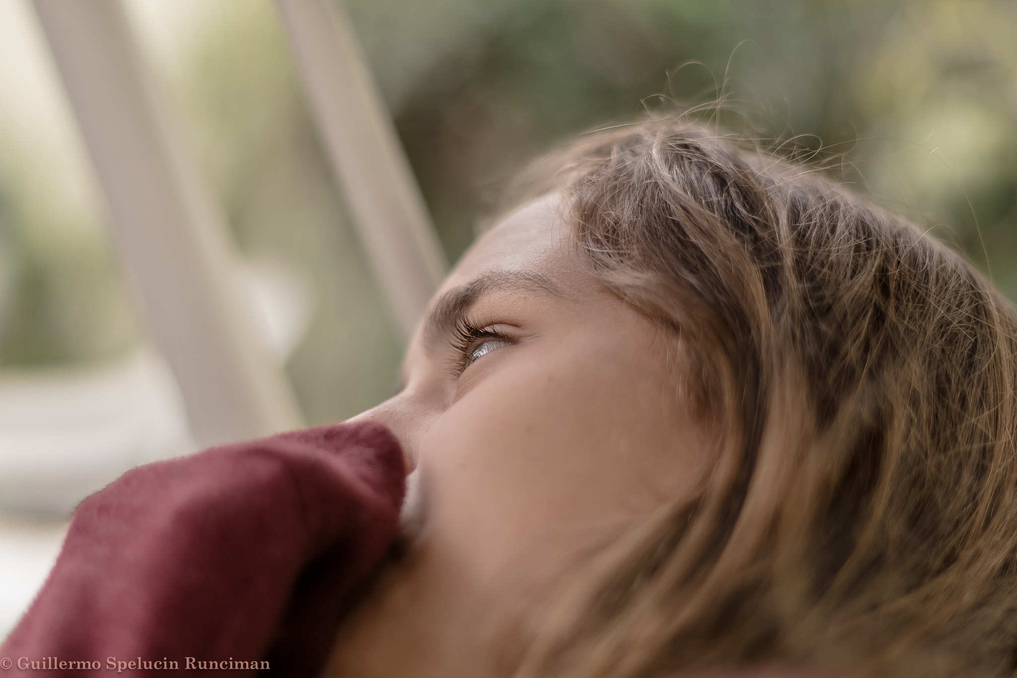 Sony ILCA-77M2 + Sony 50mm F1.4 sample photo. Angel relaxing photography