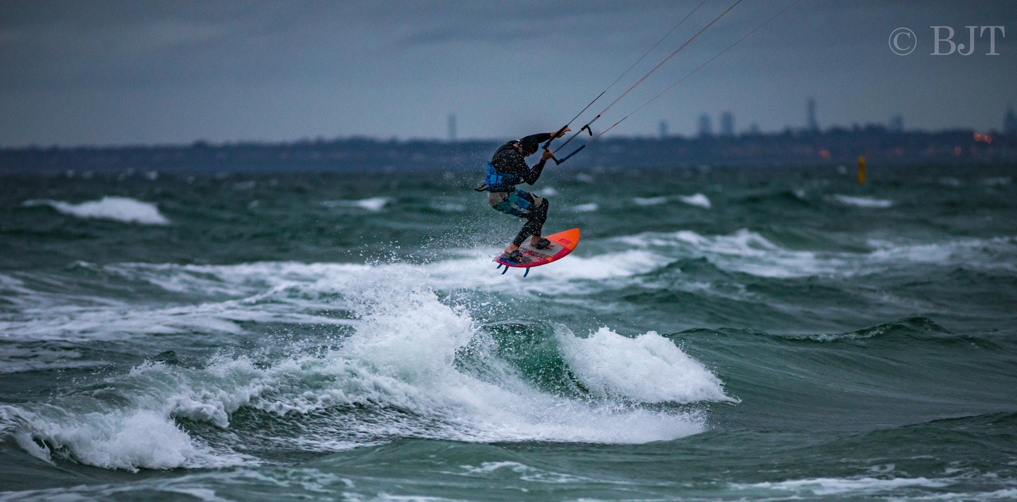 Nikon AF-S Nikkor 300mm F2.8G ED VR II sample photo. Kitesurfing photography