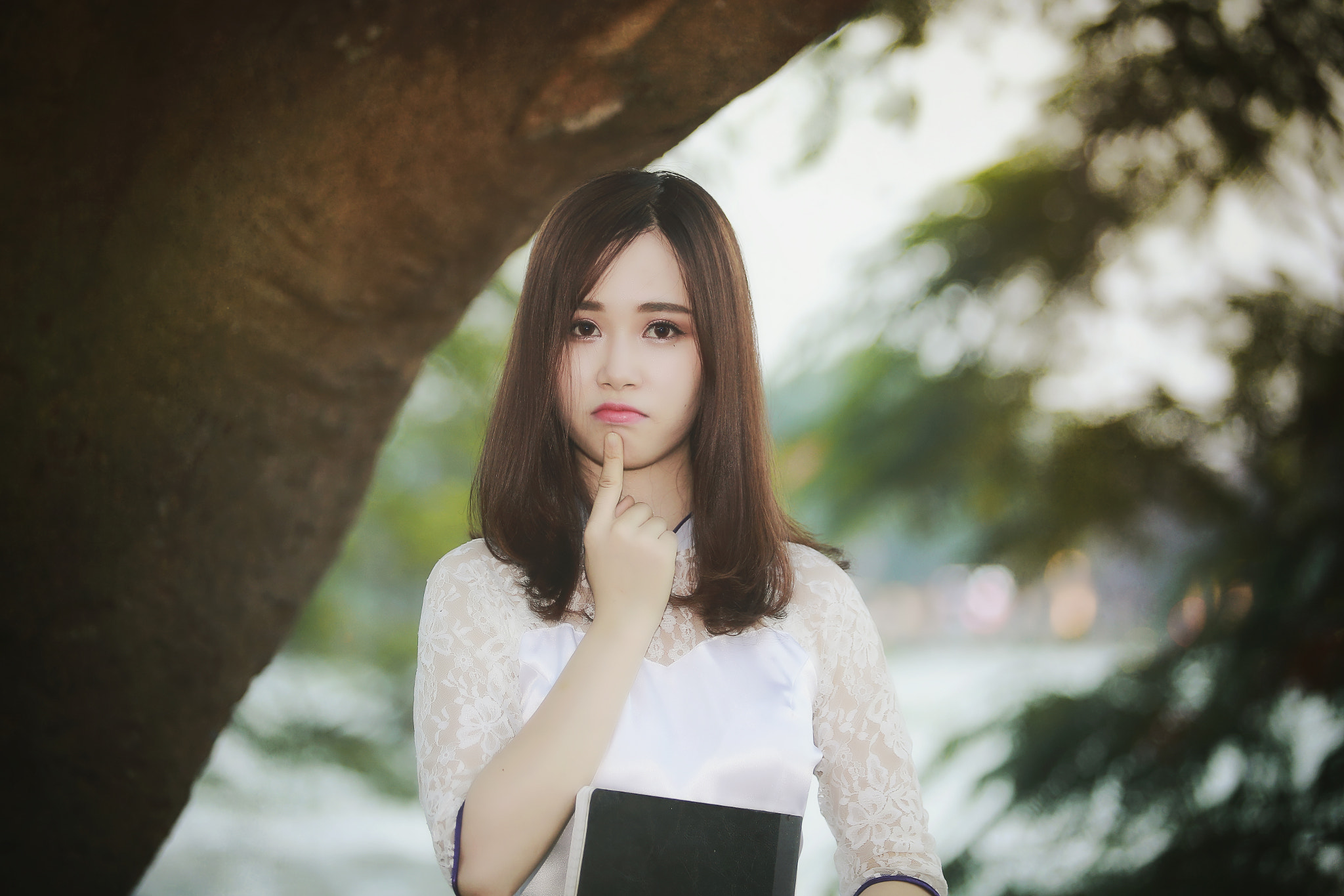 Canon EF 80-200mm f/2.8L sample photo. Ao dai photography