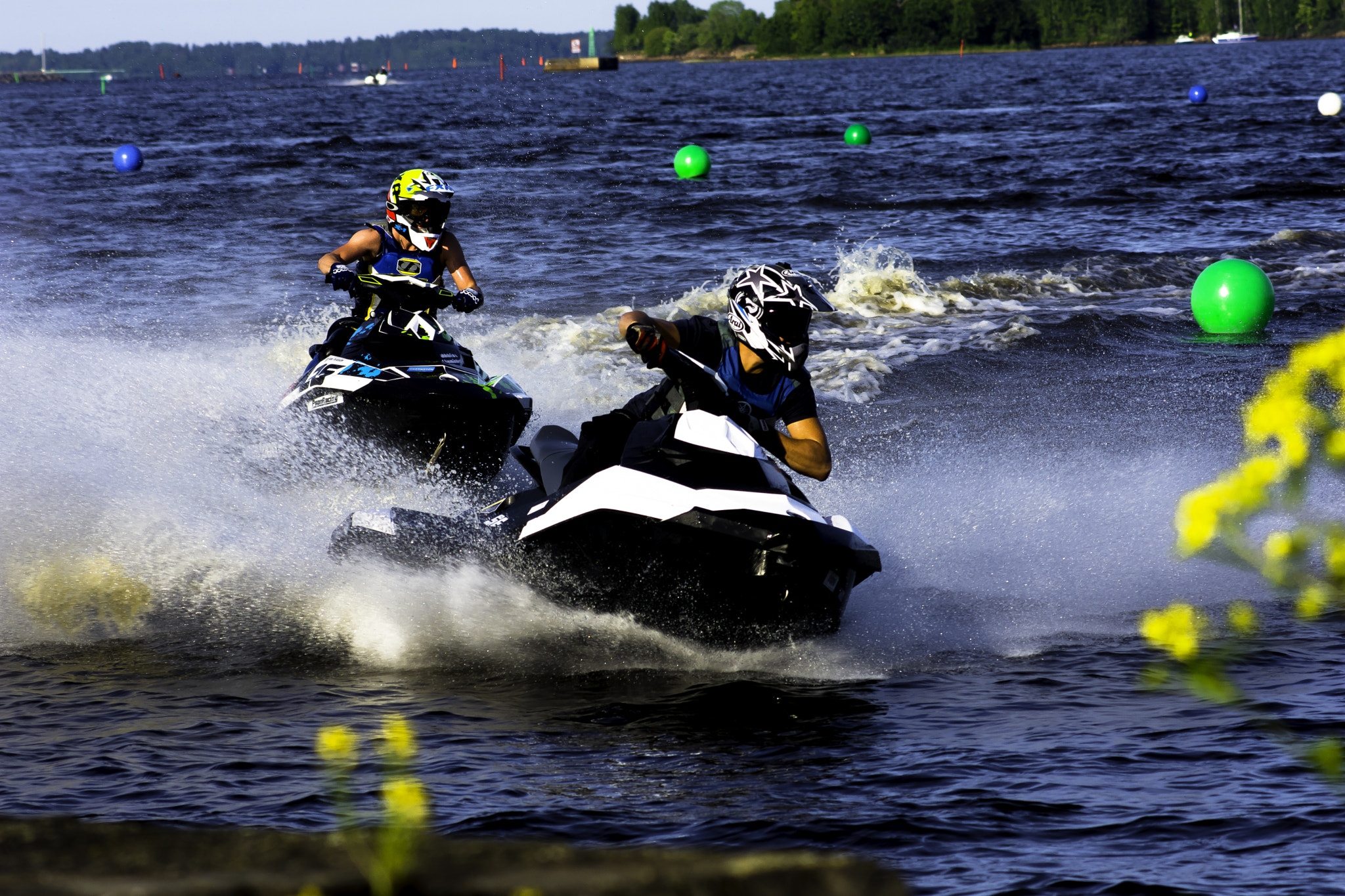 Nikon D7200 + AF Zoom-Nikkor 75-300mm f/4.5-5.6 sample photo. Gavle jetski. photography