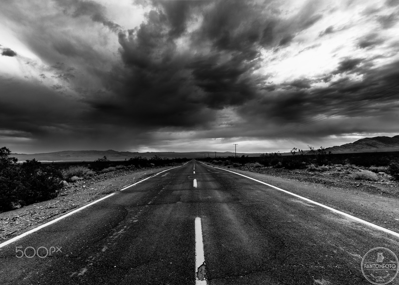 Canon EF-S 10-18mm F4.5–5.6 IS STM sample photo. Mojave desert storm clouds photography