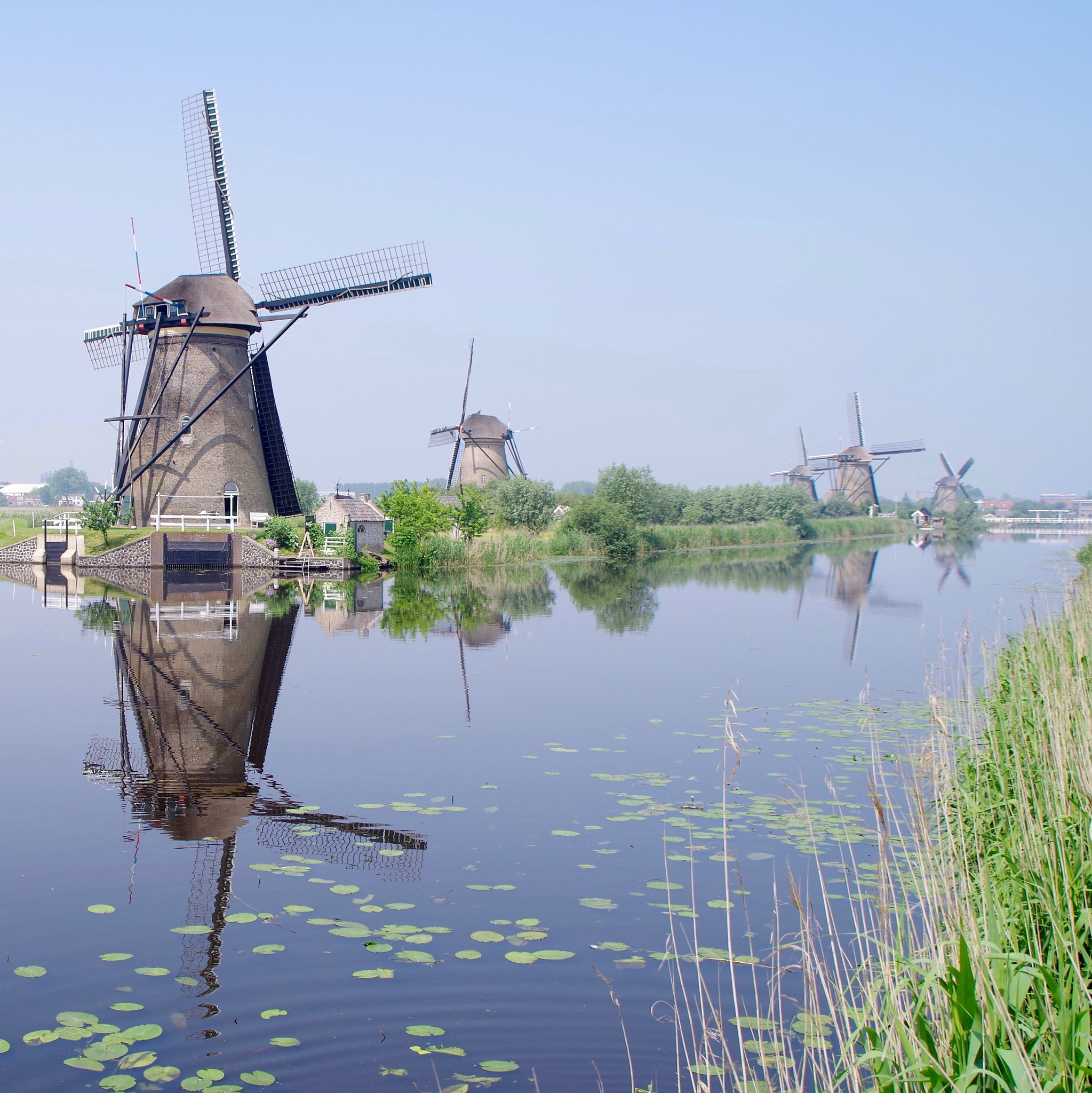 Tamron AF 18-200mm F3.5-6.3 XR Di II LD Aspherical (IF) Macro sample photo. Kinderdijk photography