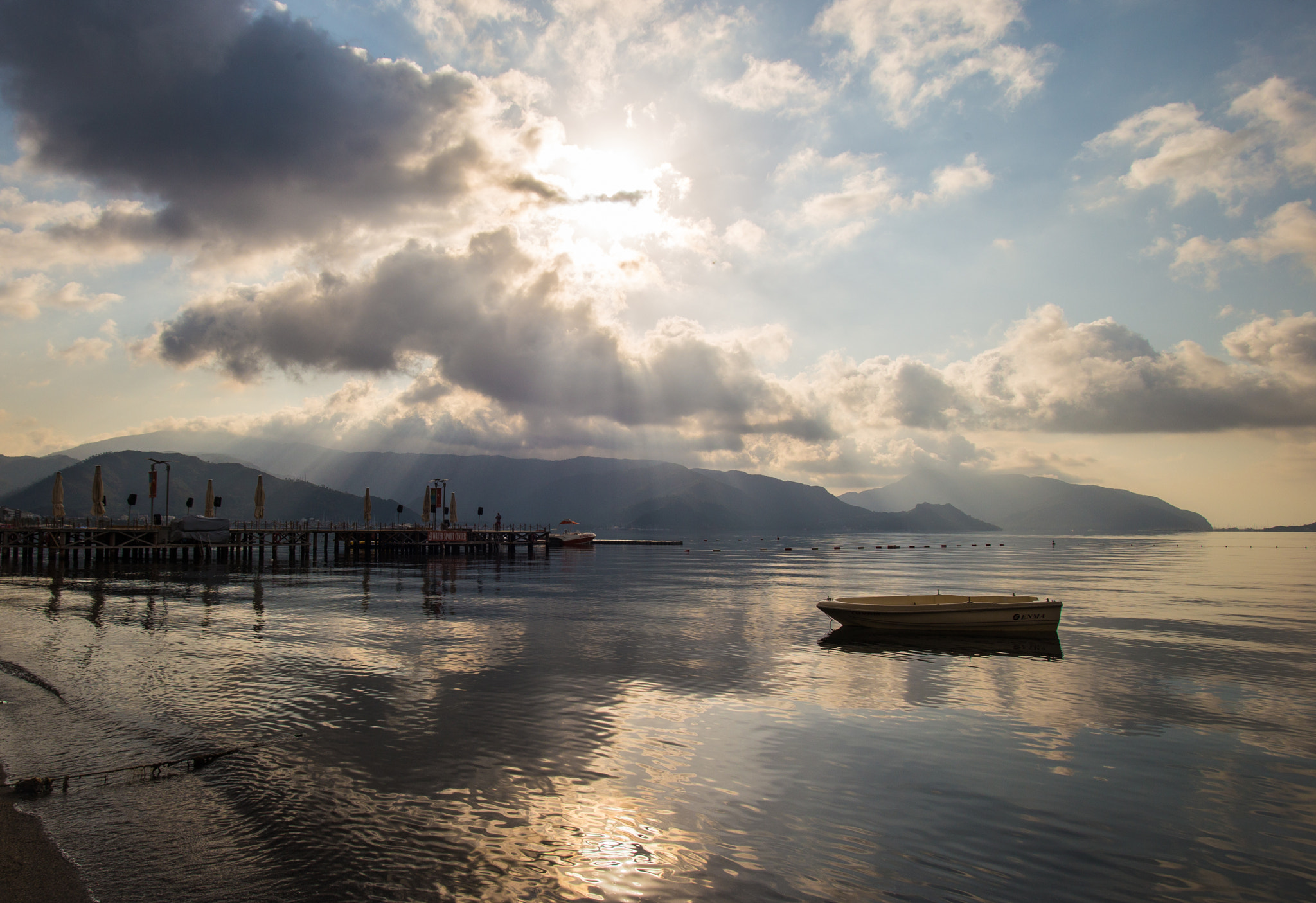Sigma 17-35mm f/2.8-4 EX DG Aspherical HSM sample photo. Marmaris -türkiye photography