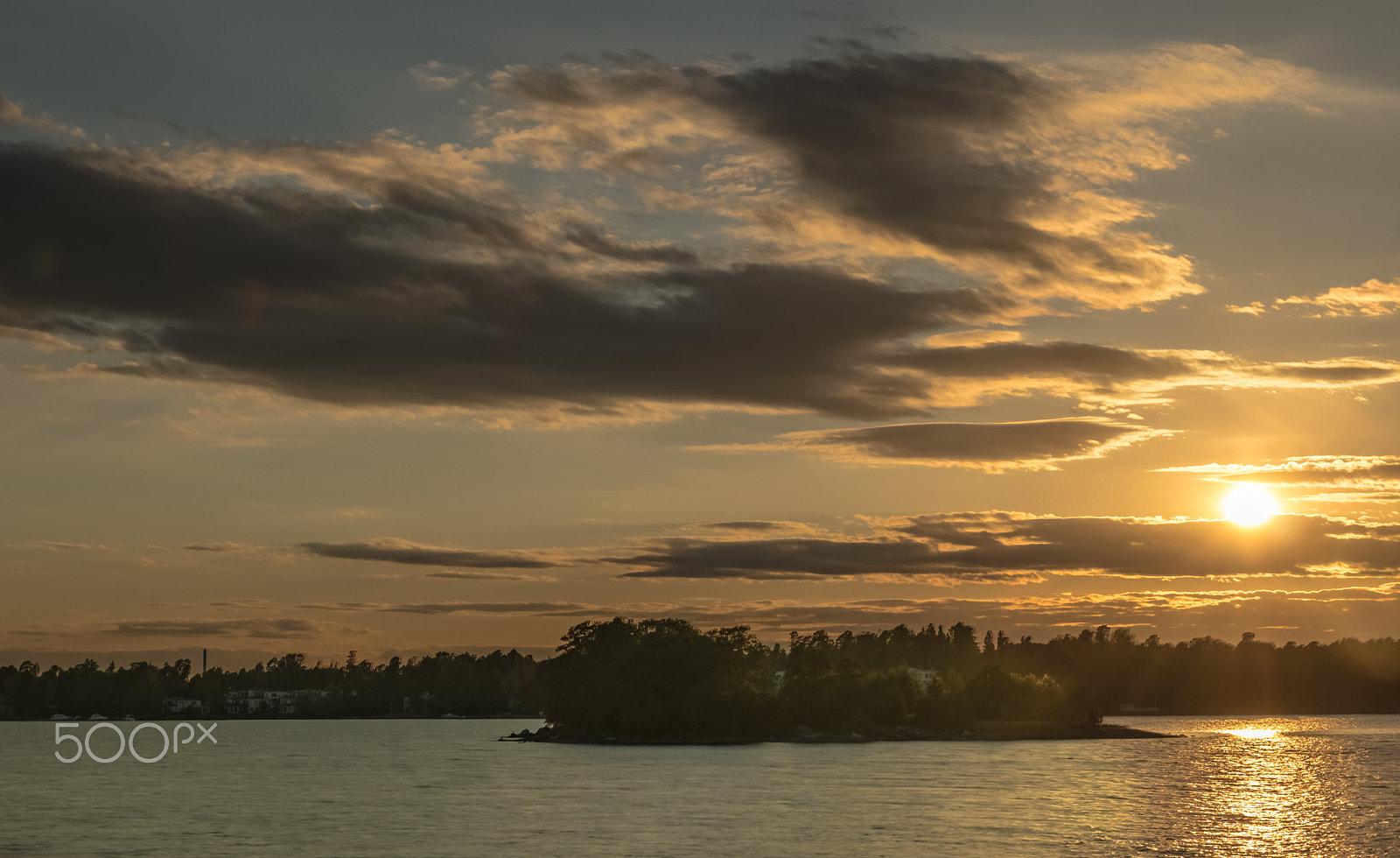 Canon EOS 750D (EOS Rebel T6i / EOS Kiss X8i) sample photo. Bridge of light photography