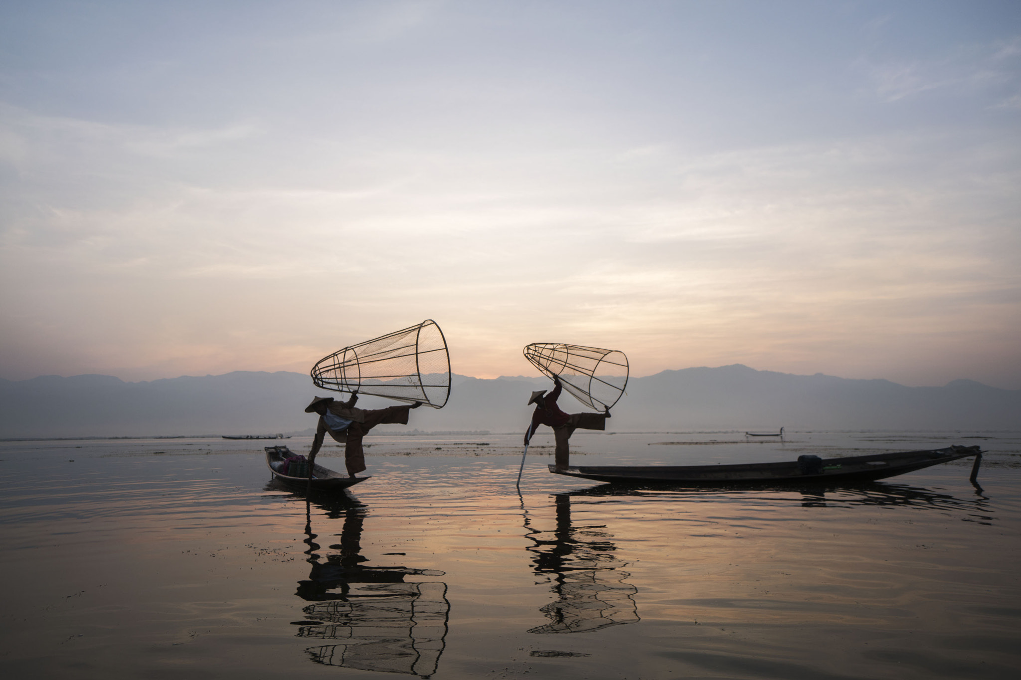 Sony E 10-18mm F4 OSS sample photo. Inle lake - myanmar photography