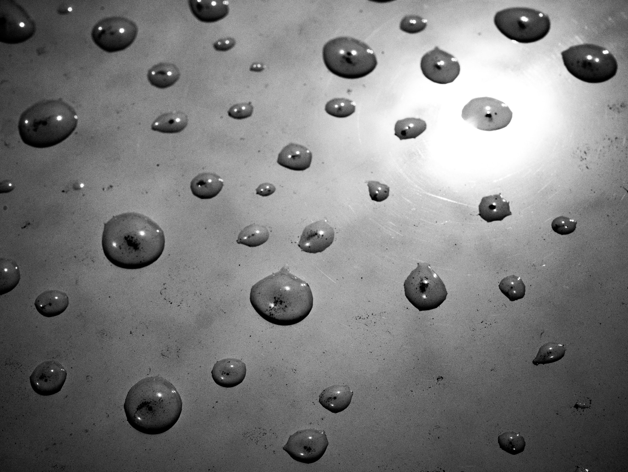 Panasonic Lumix G Macro 30mm F2.8 ASPH Mega OIS sample photo. Drops photography