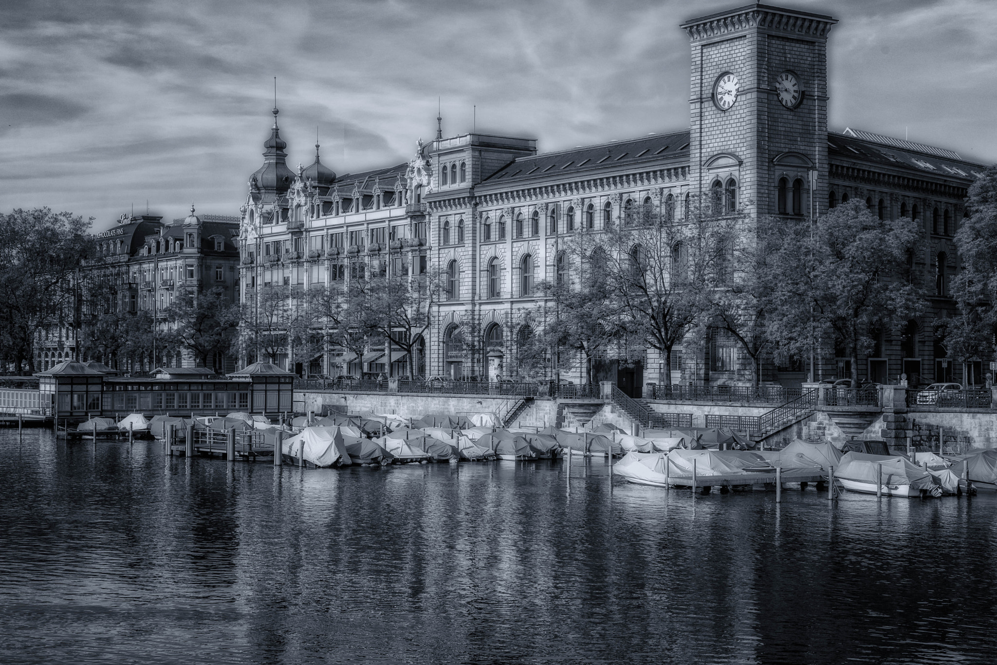 Nikon D3X + Nikon AF-S Nikkor 58mm F1.4G sample photo. Hometown ancient lakeside perspective photography