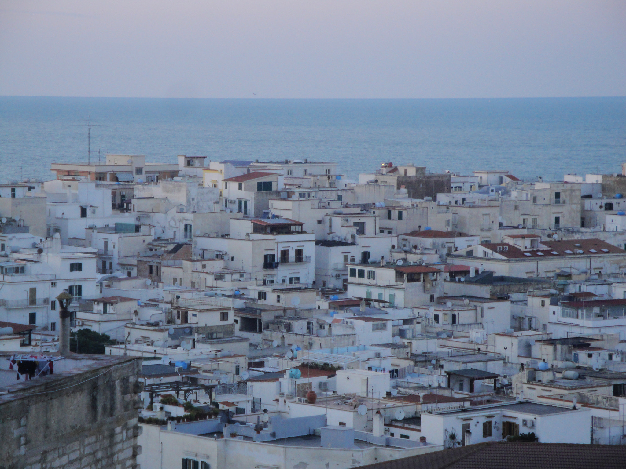 Sony DSC-W270 sample photo. Vieste, italy photography