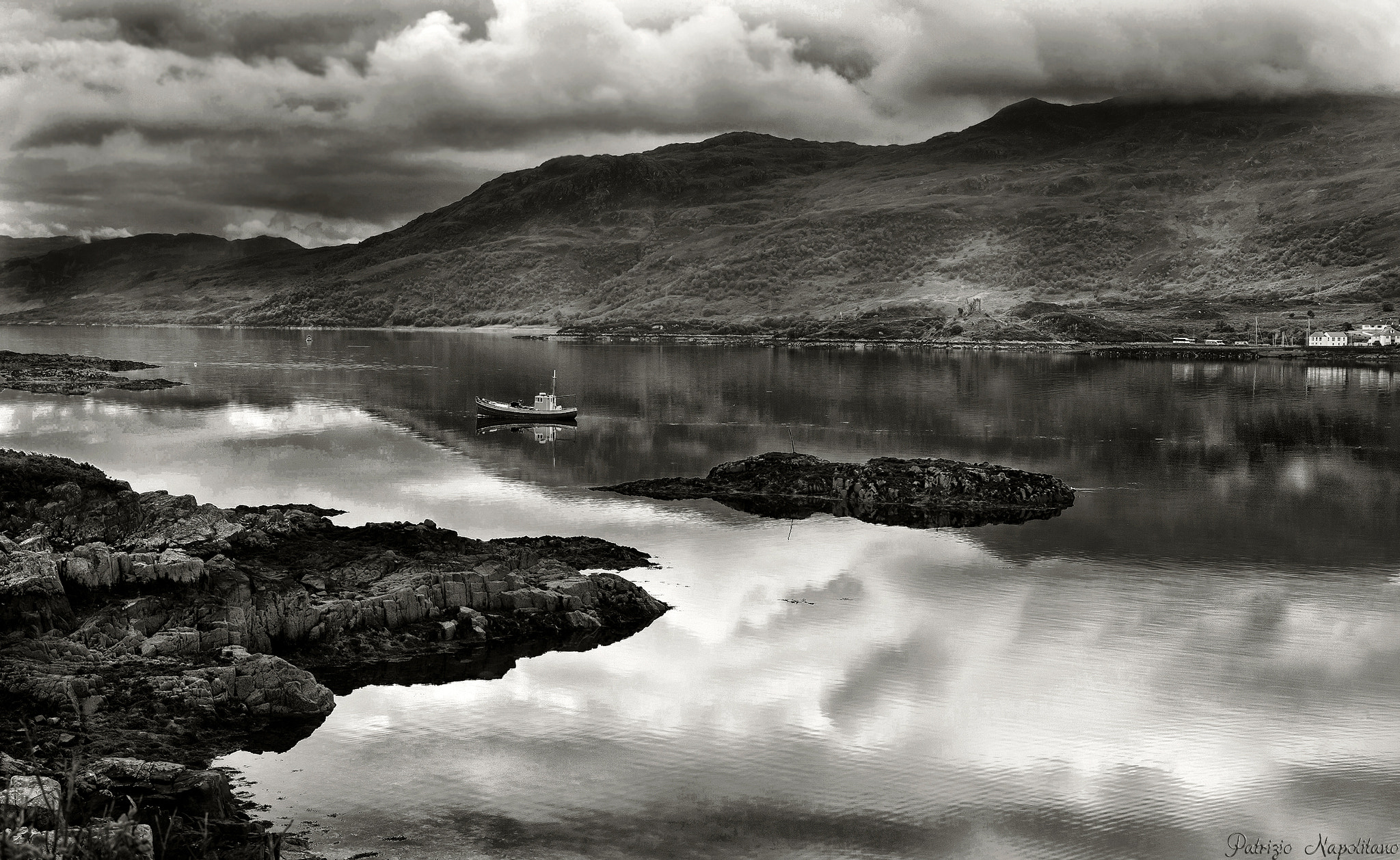 Canon EOS-1Ds Mark II sample photo. Minimal scotish landscape photography