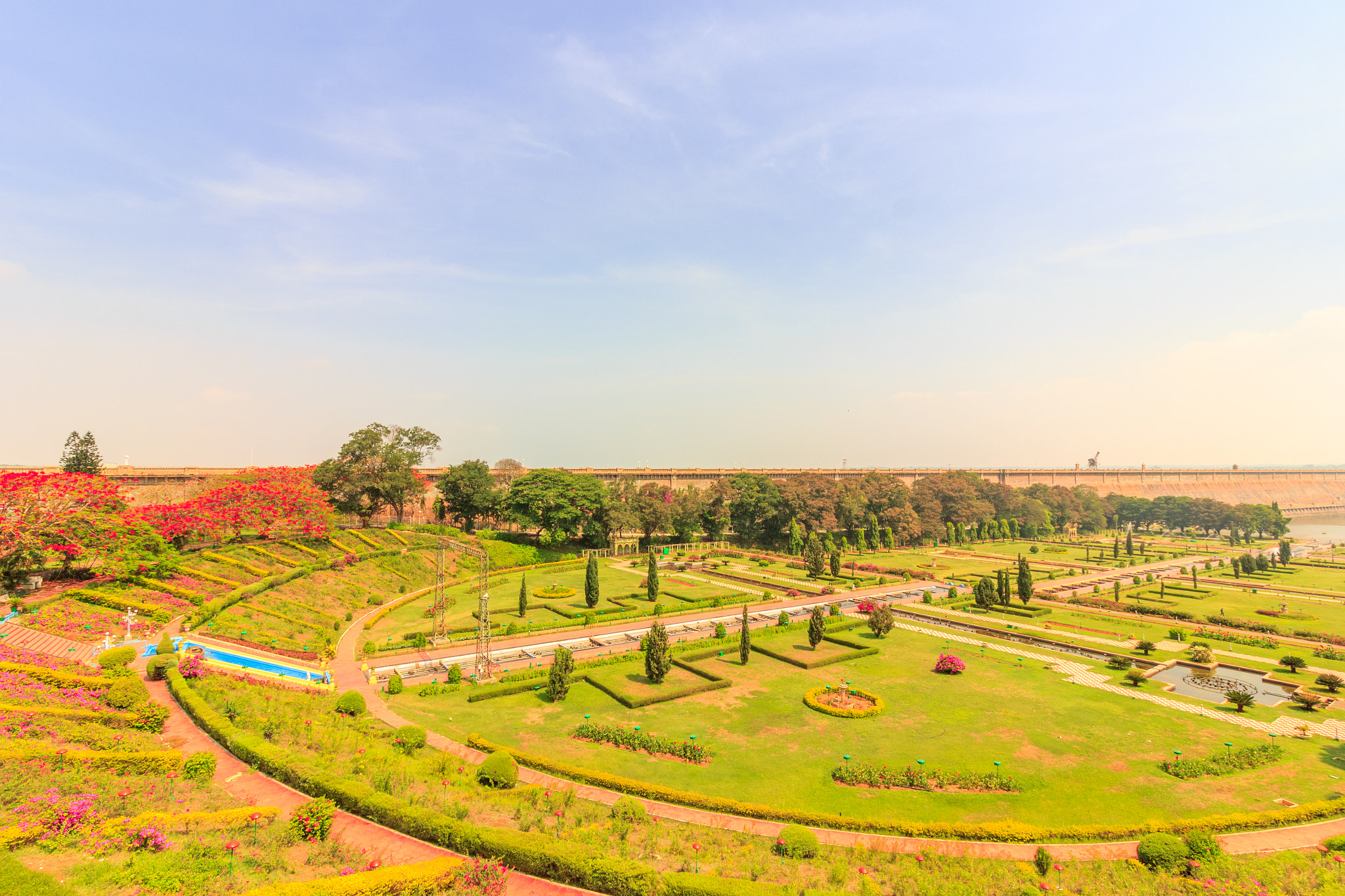Canon EF-S 10-18mm F4.5–5.6 IS STM sample photo. Brindavangardens.jpg photography