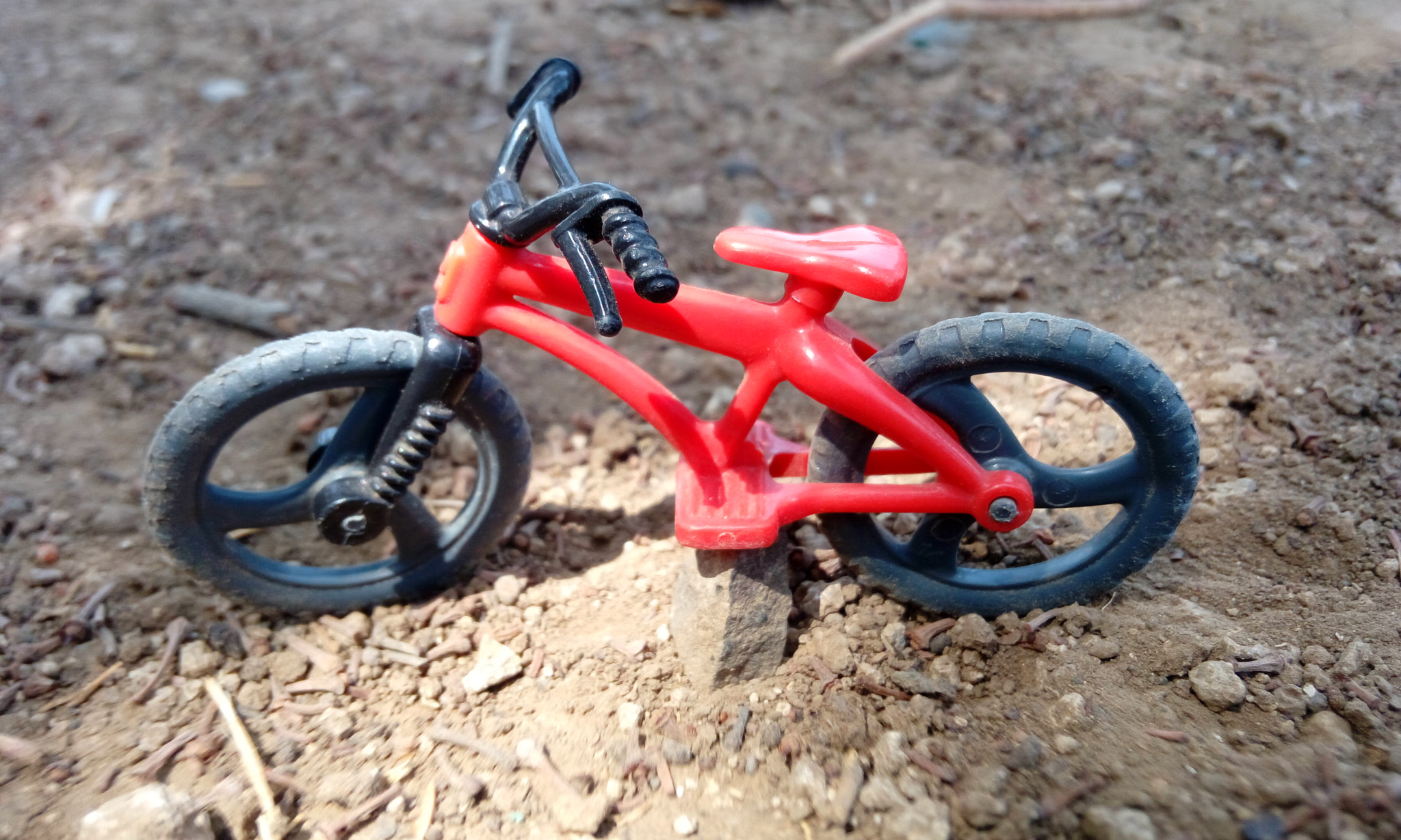 HTC DESIRE 820G PLUS DUAL SIM sample photo. A little cycle again photography