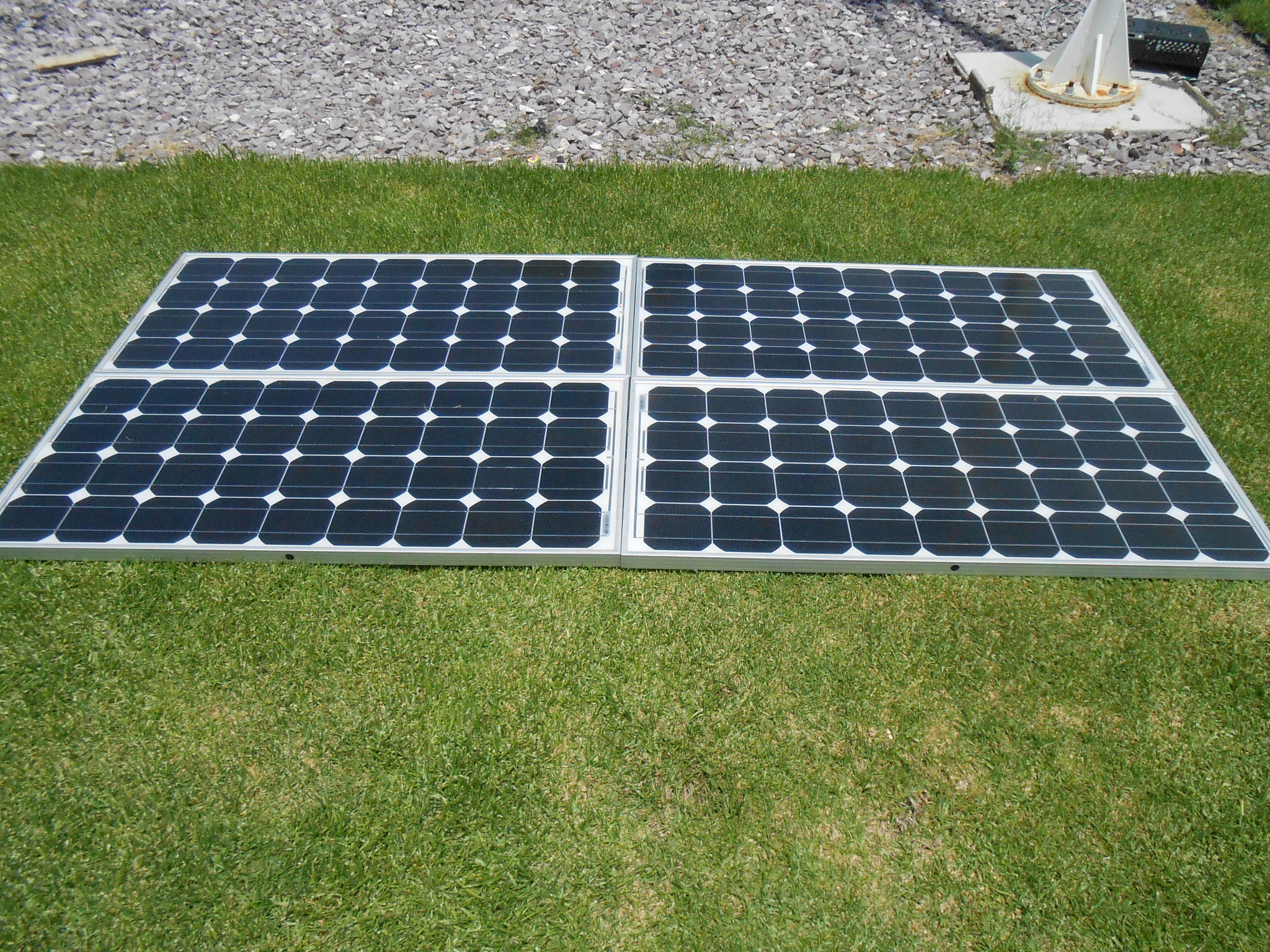 Nikon Coolpix S4300 sample photo. Solar power photography