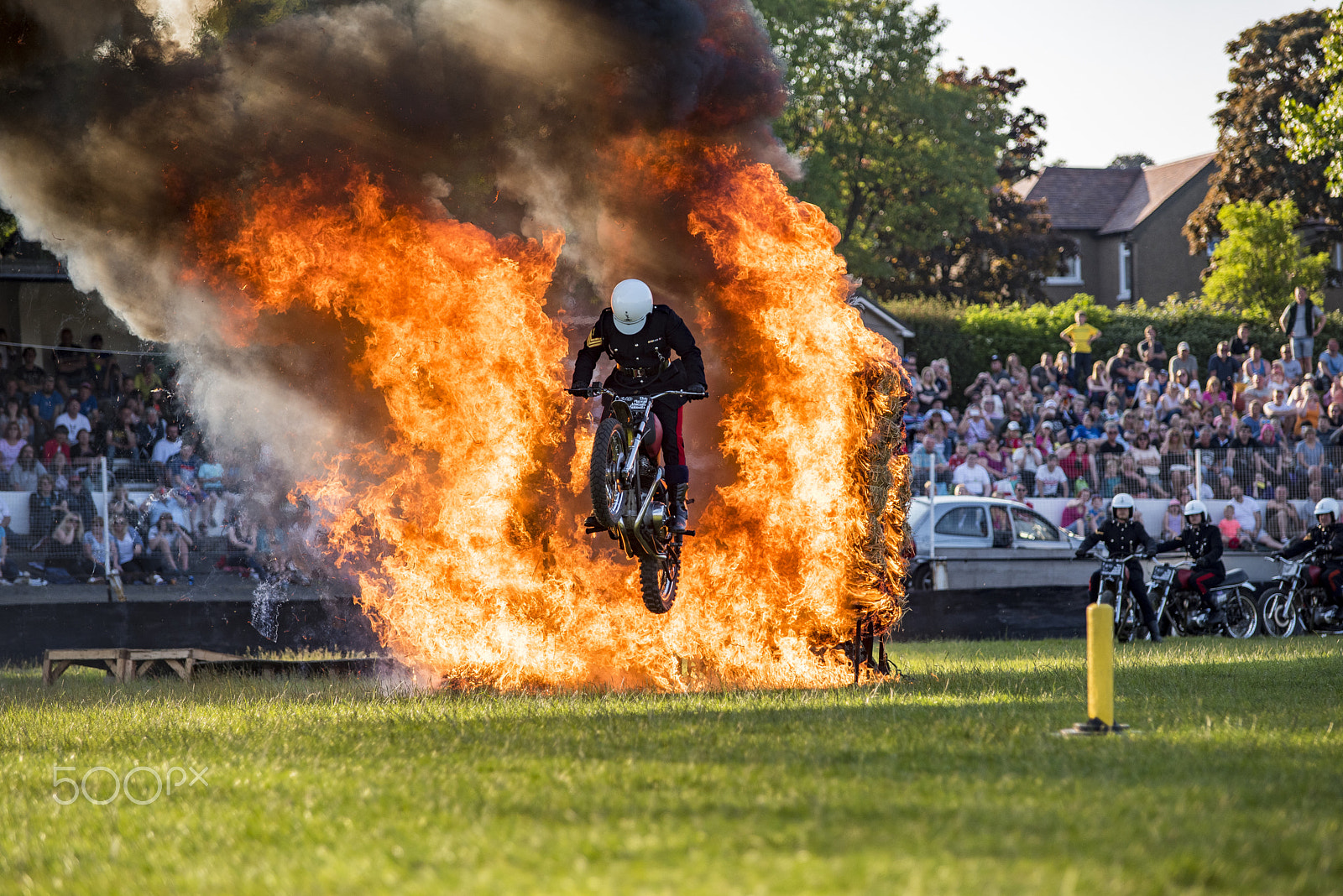 Sigma 70-200mm F2.8 EX DG Macro HSM II sample photo. Fire jump photography