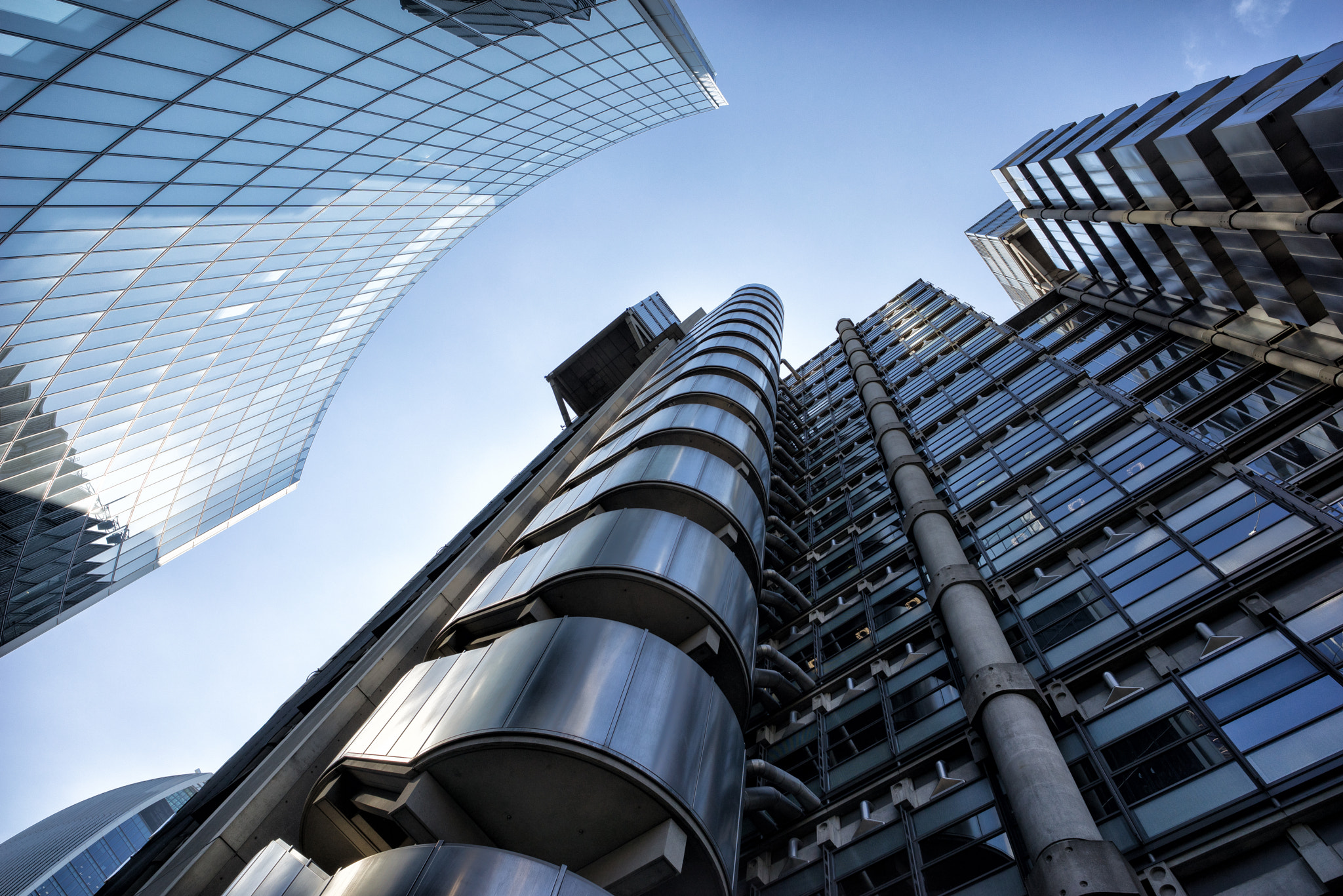 Sony a7R + E 21mm F2.8 sample photo. Lloyds building photography