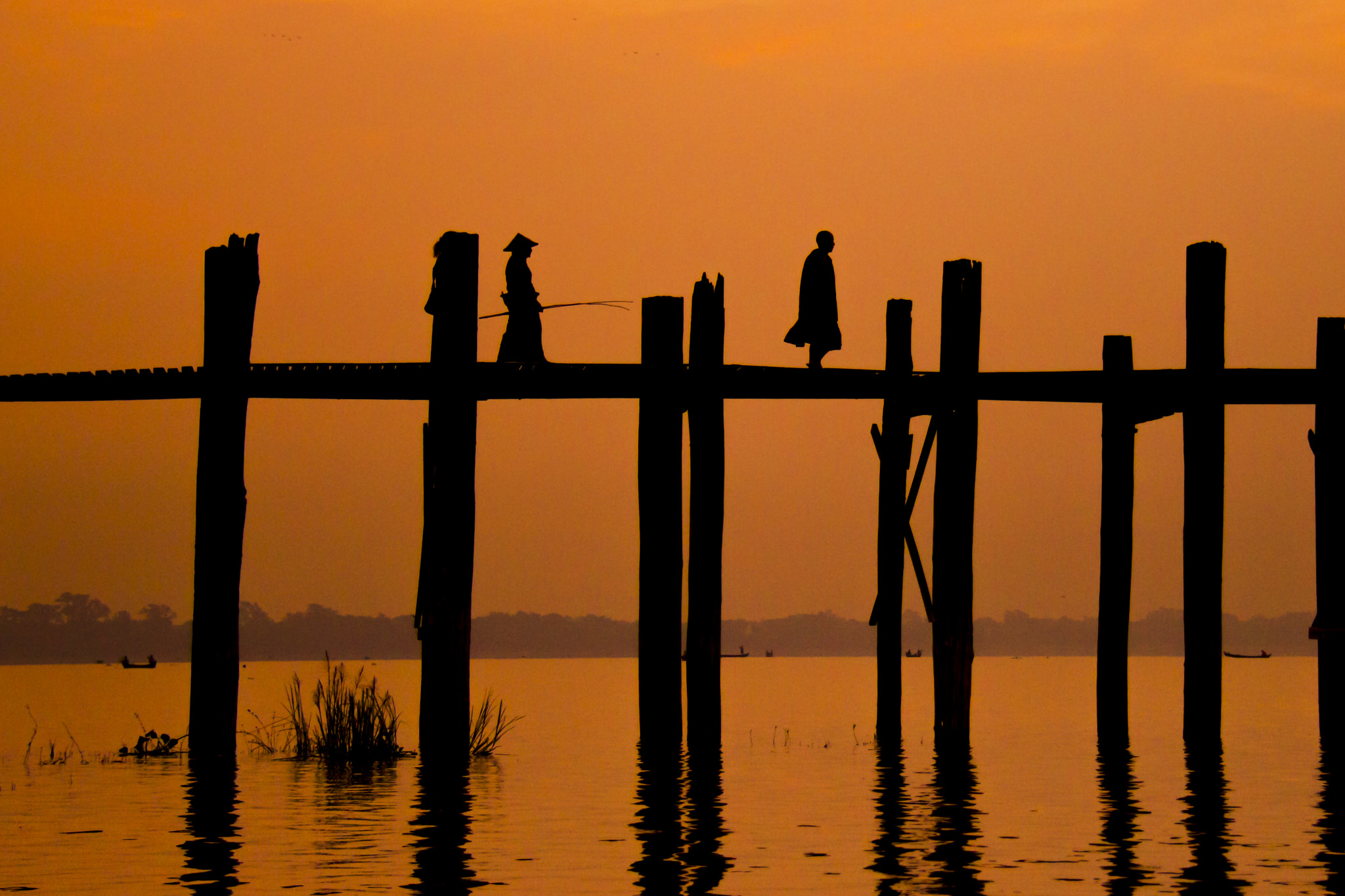 Canon EOS 550D (EOS Rebel T2i / EOS Kiss X4) sample photo. U bein bridge photography