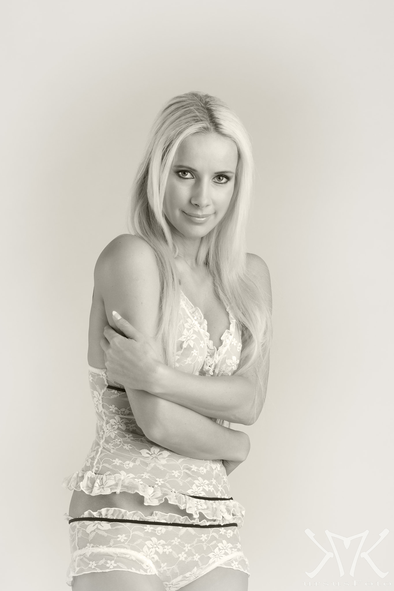 Canon EOS-1D Mark IV sample photo. A fine smile of dagmar photography
