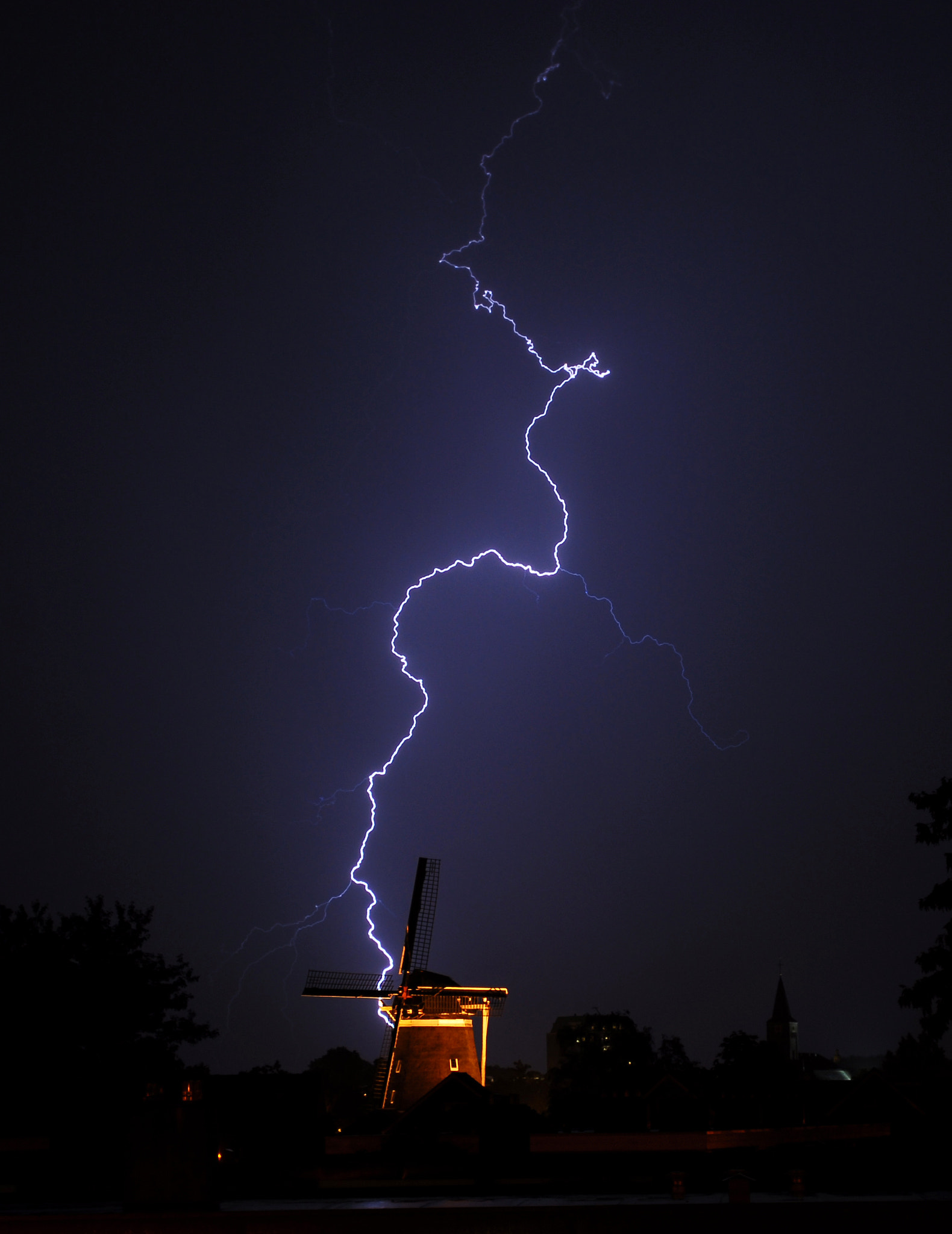 Nikon D200 sample photo. Lightning photography