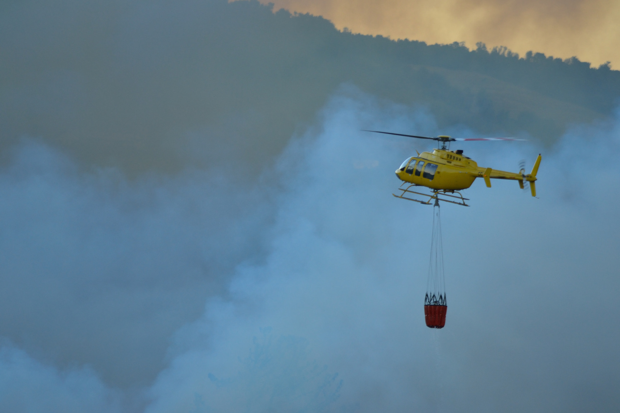 Nikon AF Nikkor 70-300mm F4-5.6G sample photo. Fire extinguishing photography