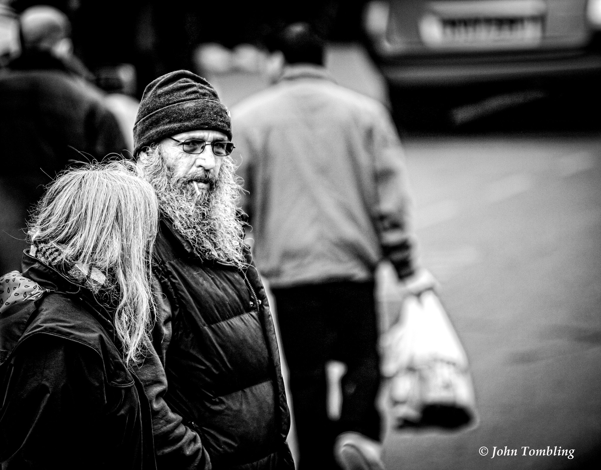 Pentax K20D sample photo. Man on the edge photography