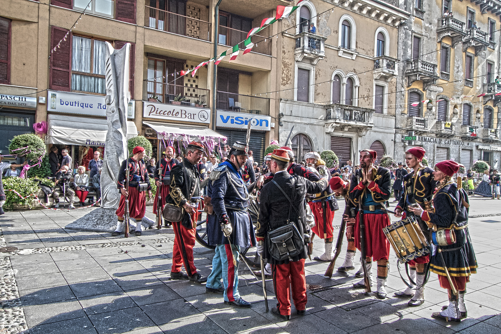 Canon EF-S 10-18mm F4.5–5.6 IS STM sample photo. Battaglia magenta photography