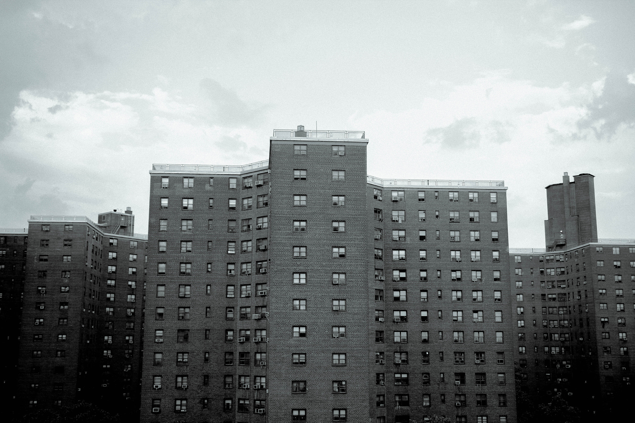 Sigma 18-35mm f/1.8 DC HSM sample photo. Nyc b/w photography