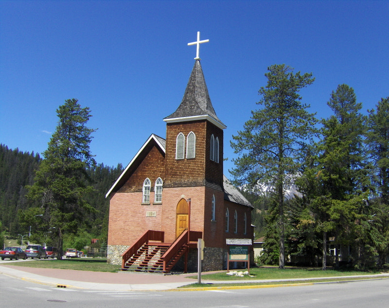 HP PHOTOSMART R927  (V01.00) sample photo. Church in jasper photography