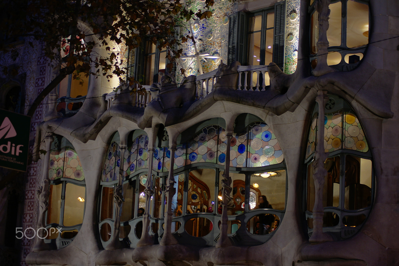 Tamron AF 55-200mm F4-5.6 Di II LD Macro sample photo. Casa batlló (gaudí) - barcelona photography