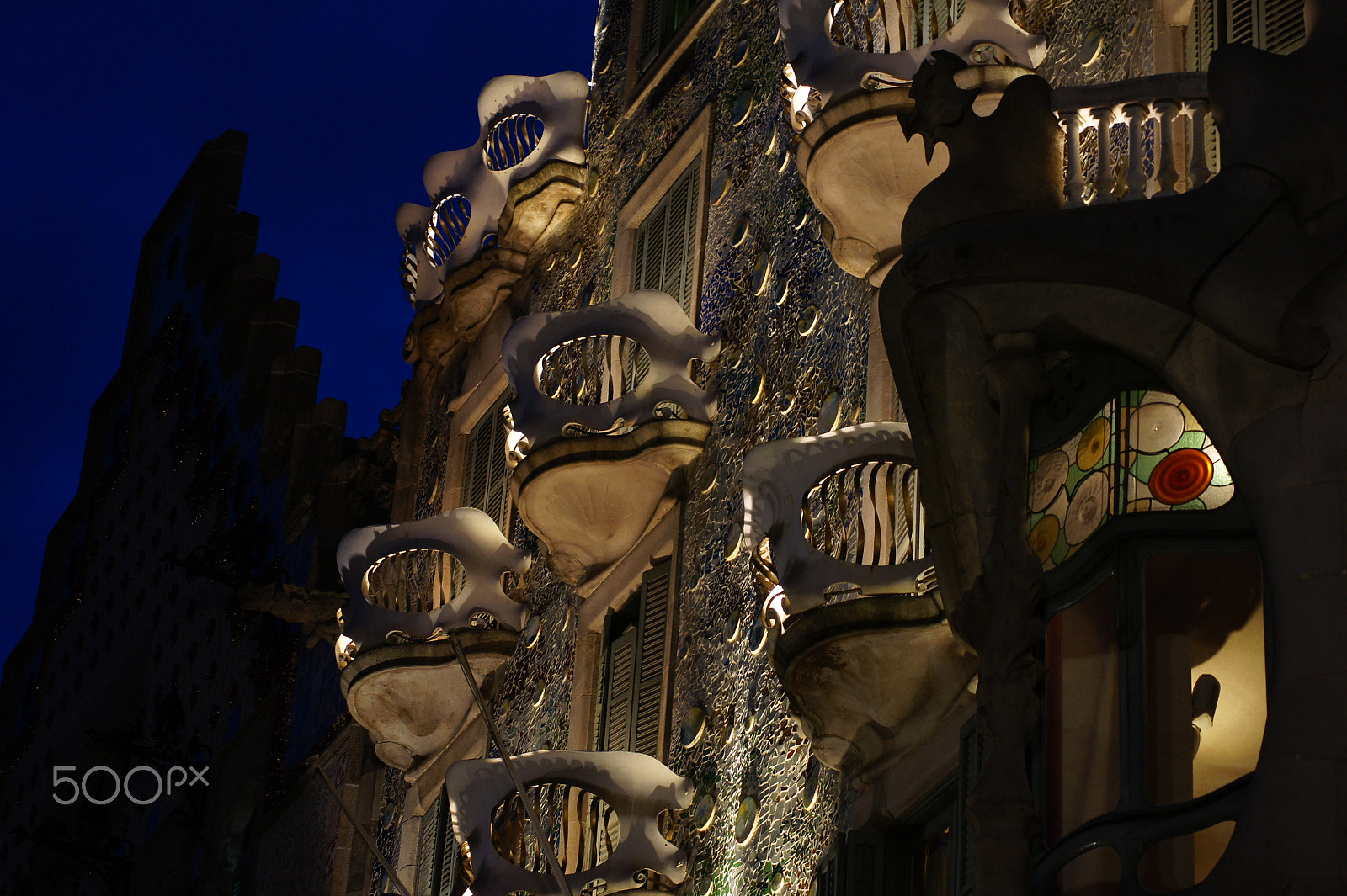 Tamron AF 55-200mm F4-5.6 Di II LD Macro sample photo. Casa batlló (gaudí) - barcelona photography
