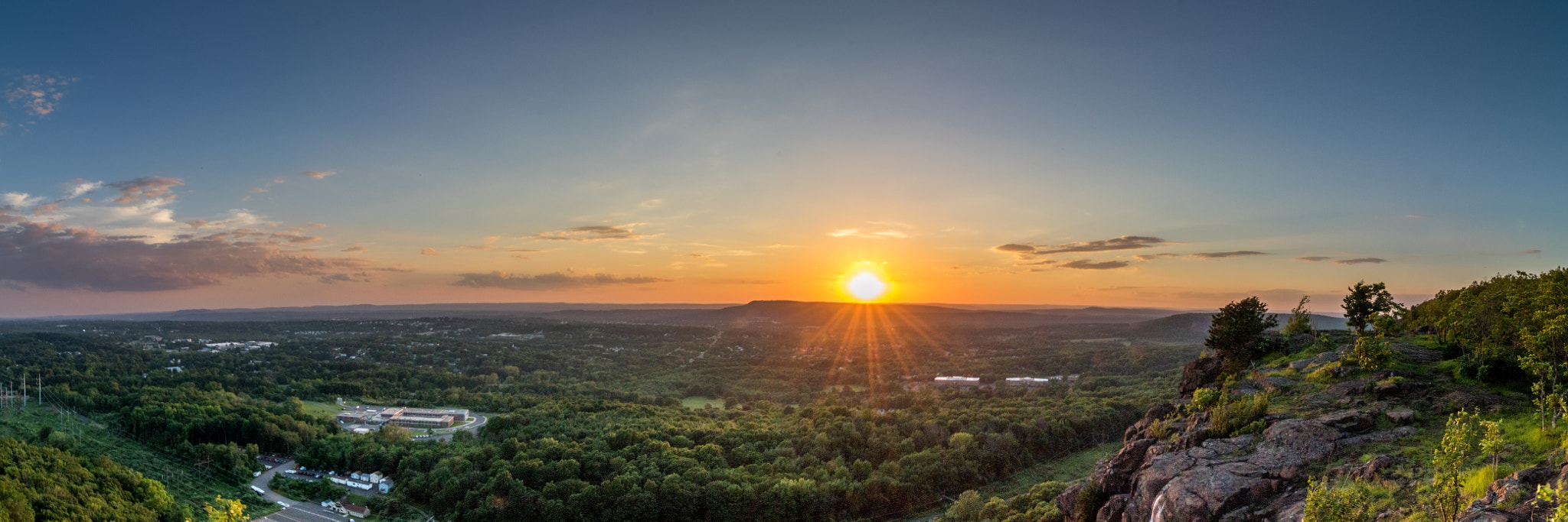 Canon EF-S 10-18mm F4.5–5.6 IS STM sample photo. Higby mountain meriden photography