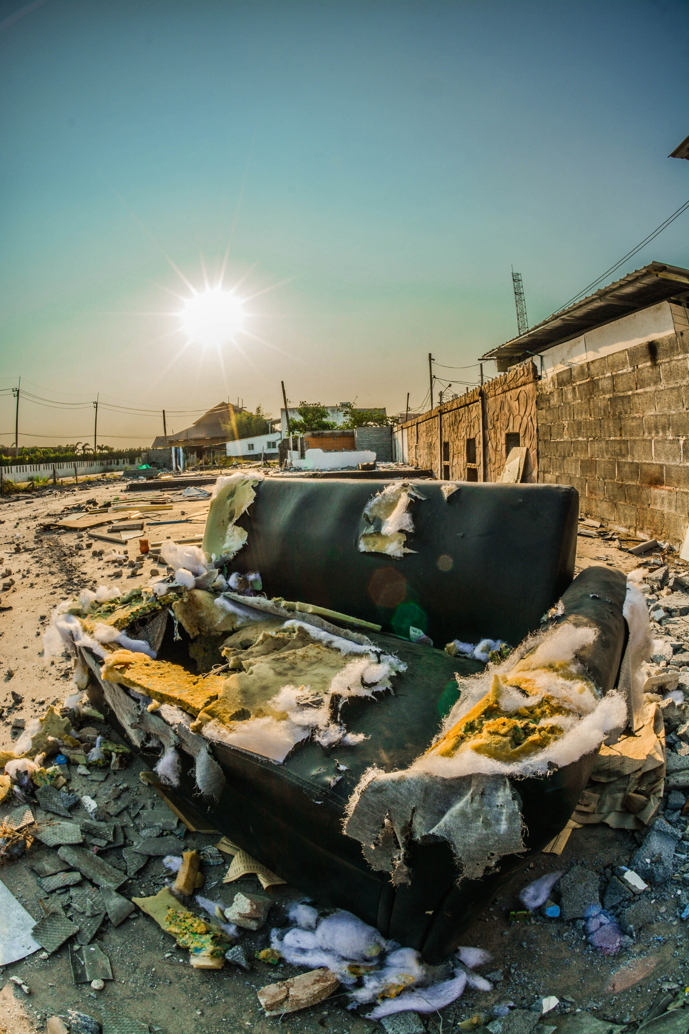 Nikon AF DX Fisheye-Nikkor 10.5mm F2.8G ED sample photo. Post apocalypse photography