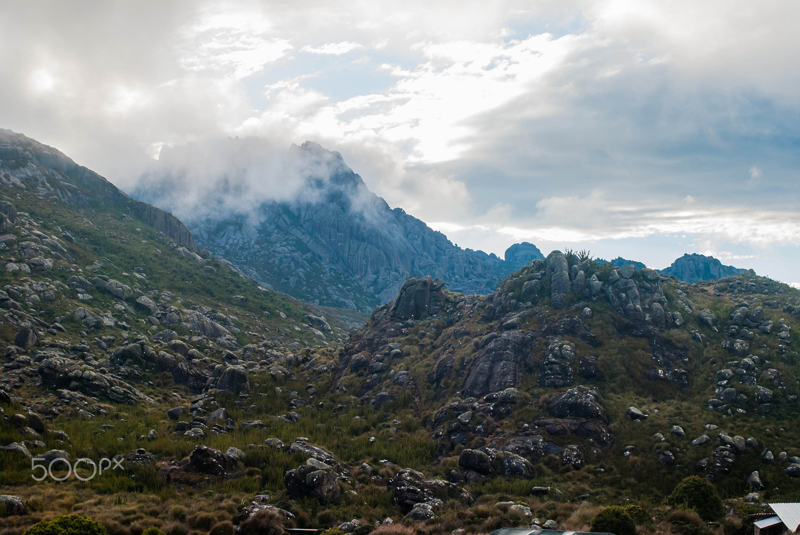 AF Zoom-Nikkor 35-70mm f/3.3-4.5 N sample photo. Pico das agulhas negras photography