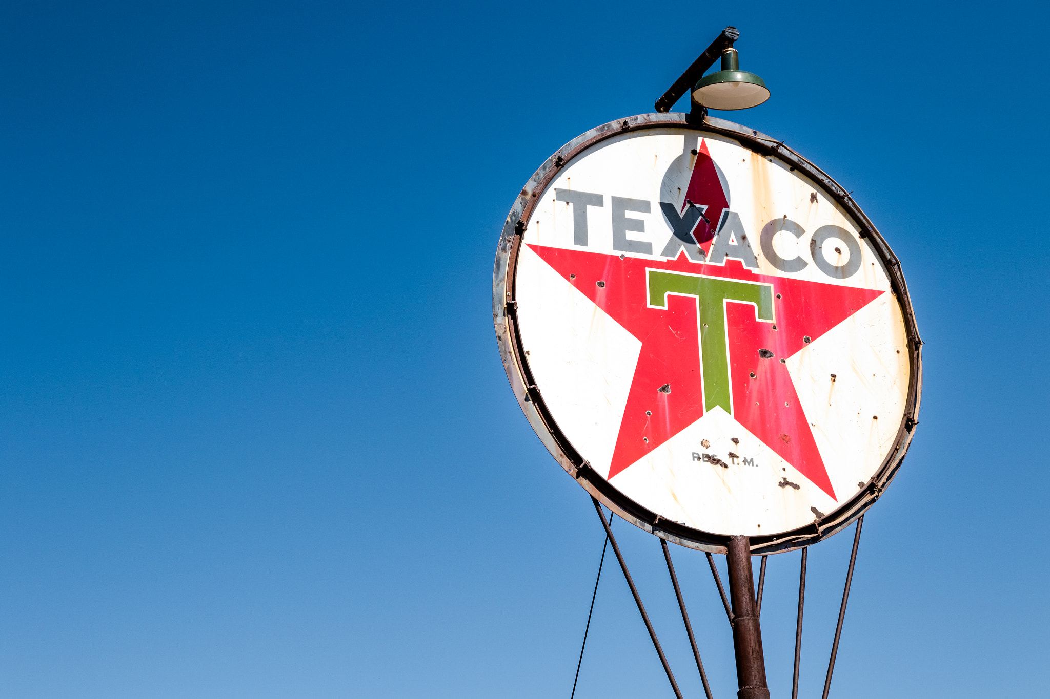 Canon EF 400mm f/2.8L sample photo. Texaco photography